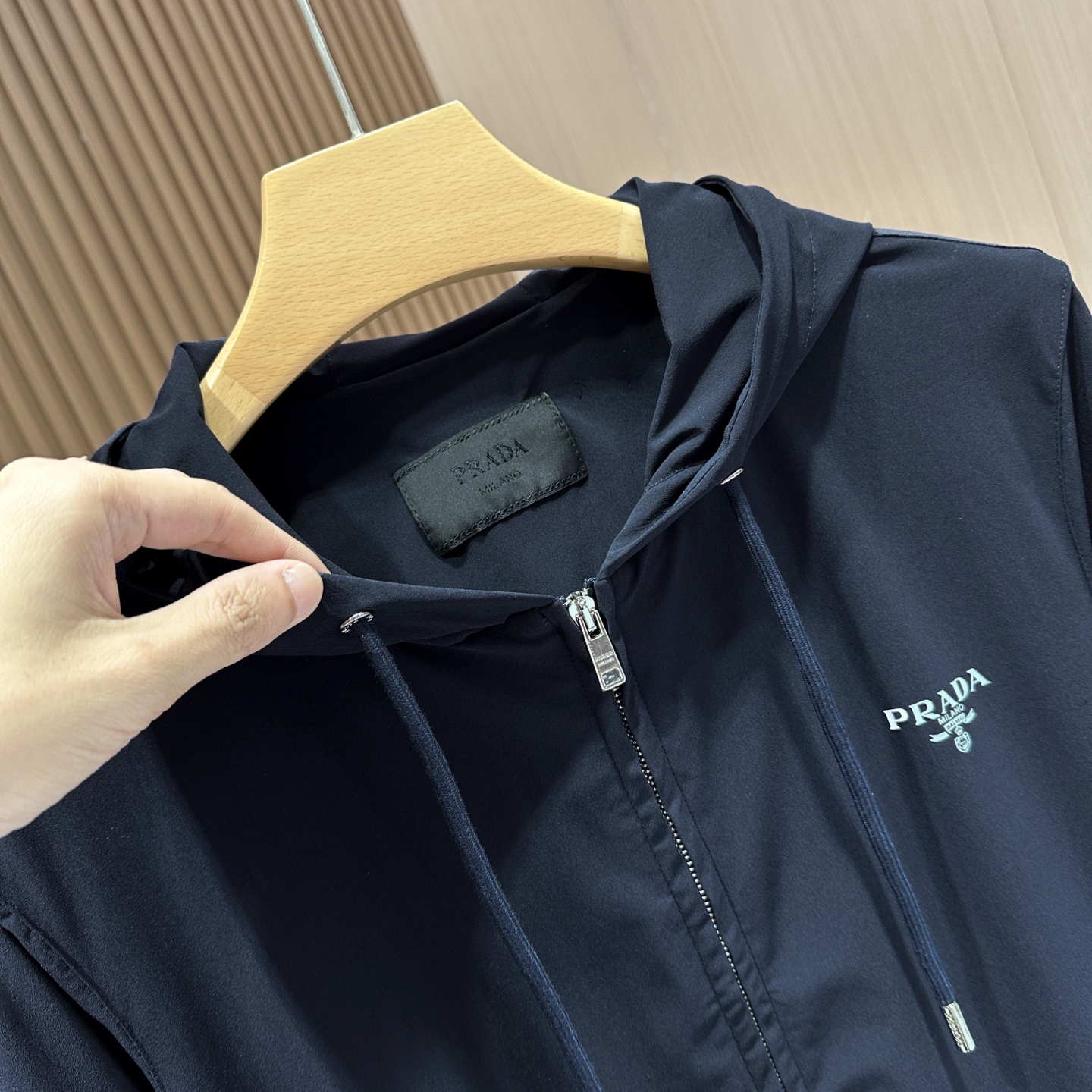   #爆款爆款主推
🆕🆕🆕普拉达 PRADA  2025ss新款男士夹克外套，官网同款，提前发售！原单三