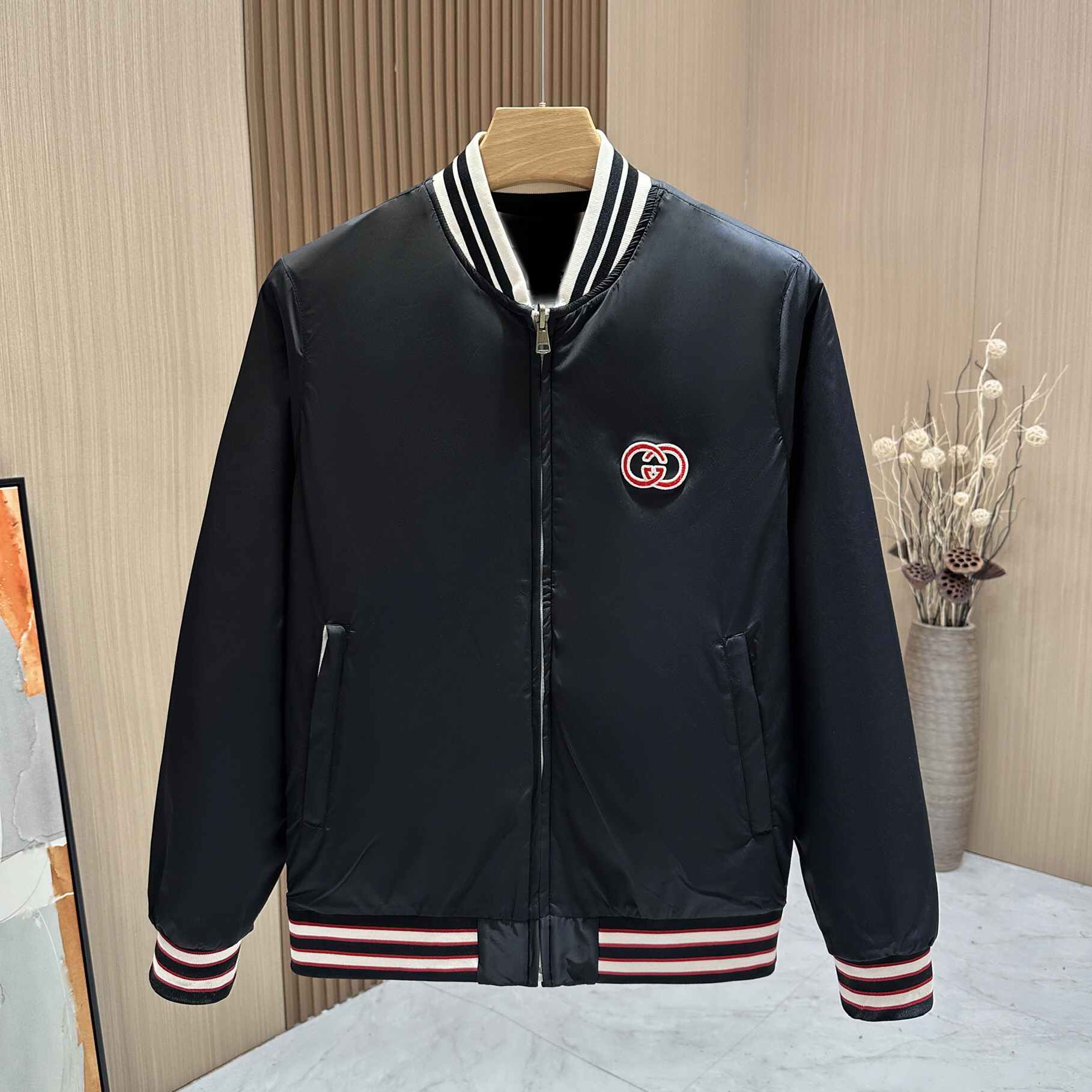   #爆款爆款主推…
🆕🆕🆕【Gucci】古奇2025ss最新立领休闲夹克外套 高端品质、官网同步新款，