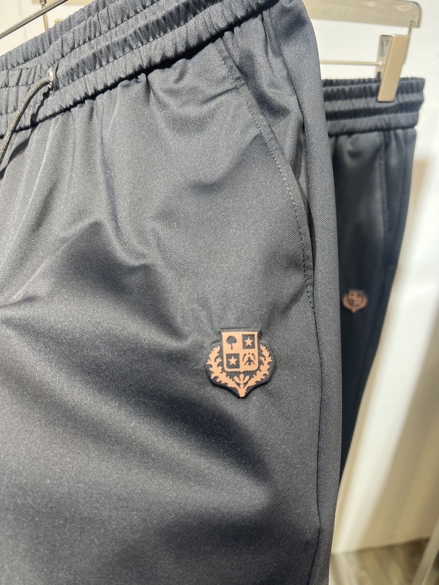   🆕🆕🆕【Loro Pina】诺U翩雅 2025ss春夏新品休闲裤待上⬆️新细节图！