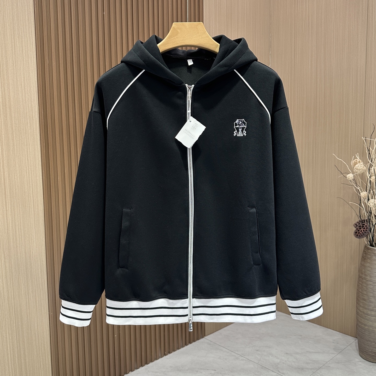   🆕🆕🆕BC 老钱风2025四季款连帽运动套装，高级定制 原单狠货，让你舒适体验、上身非常的赞 采用进