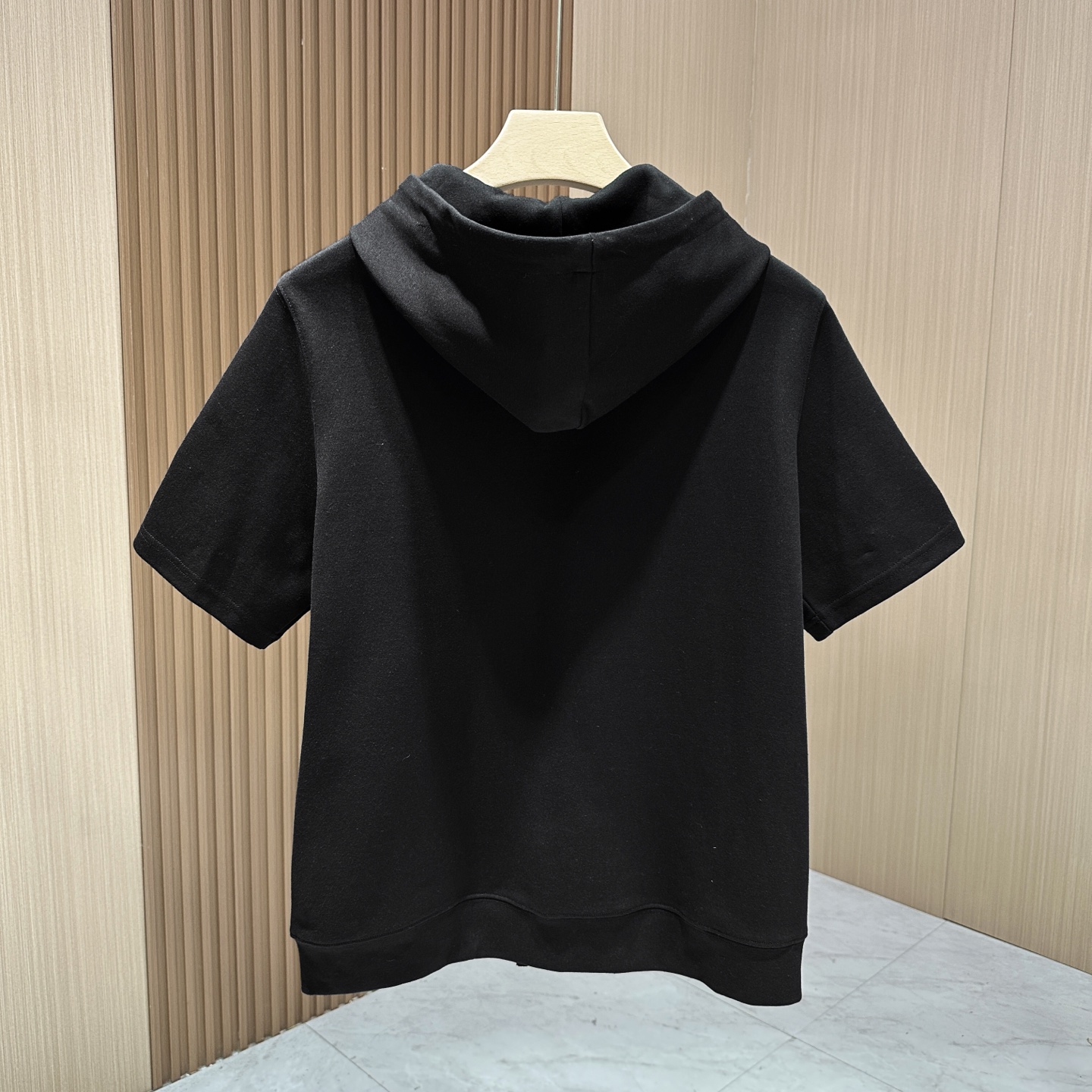 /套 🆕🆕🆕【Loro piana】老钱风经典图腾刺绣标识运动休闲套装Loro piana家新款套装以其