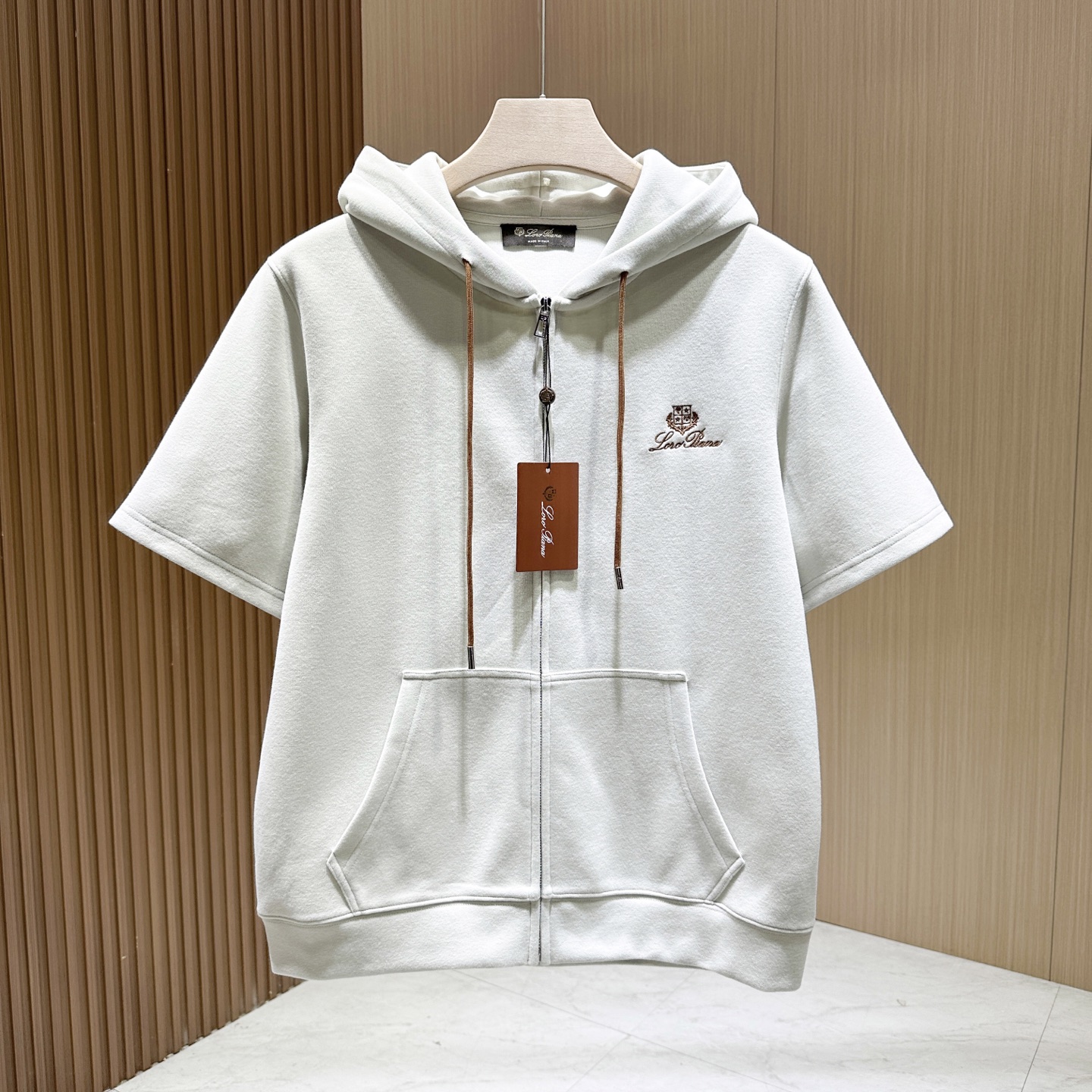 /套 🆕🆕🆕【Loro piana】老钱风经典图腾刺绣标识运动休闲套装Loro piana家新款套装以其