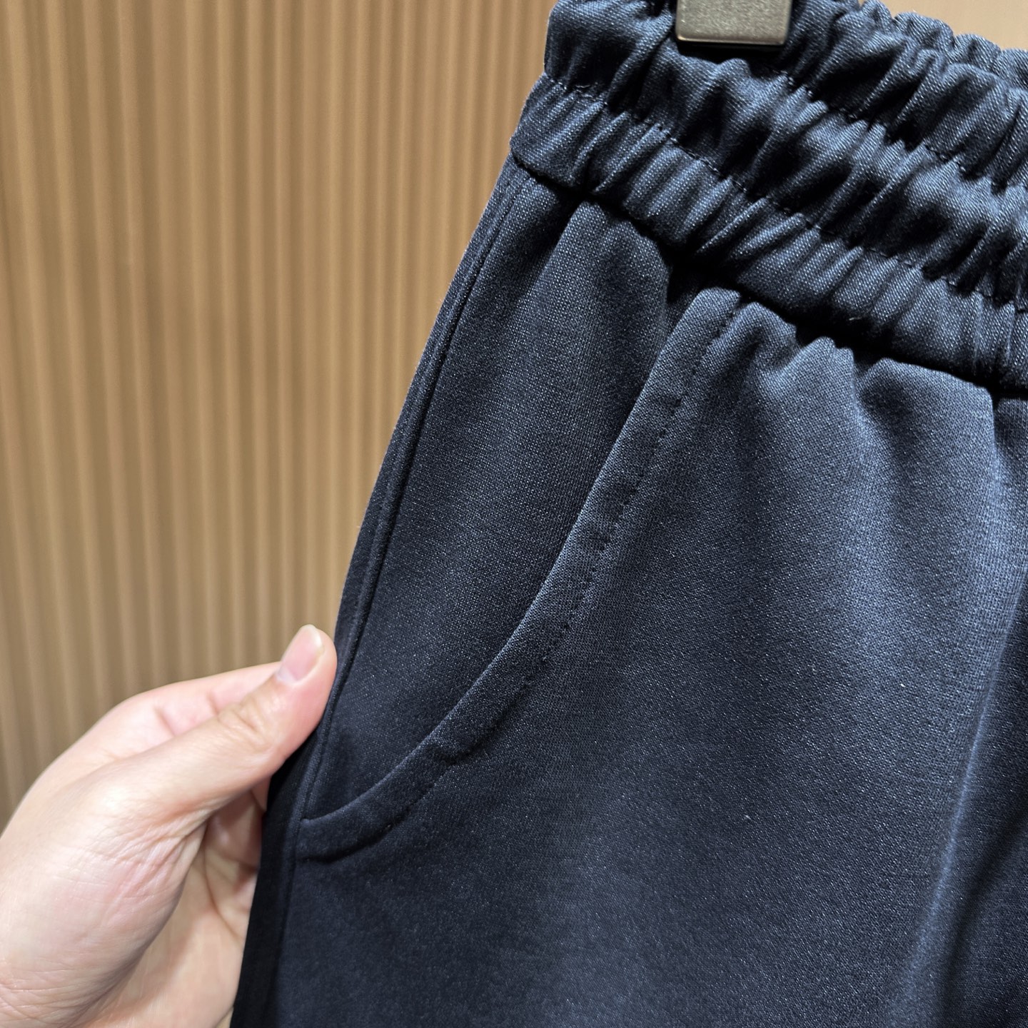 /套 🆕🆕🆕【Loro piana】老钱风经典图腾刺绣标识运动休闲套装Loro piana家新款套装以其