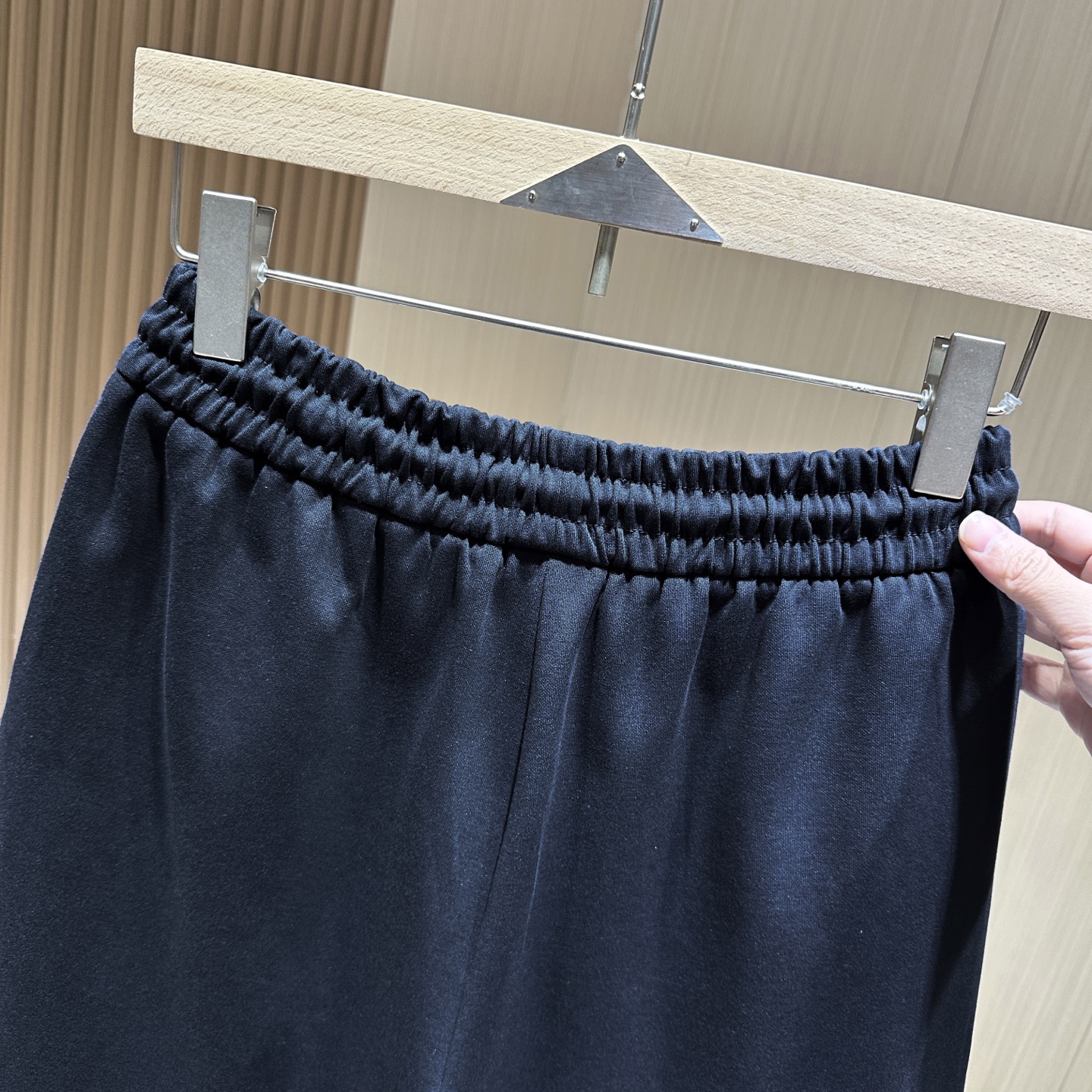 /套 🆕🆕🆕【Loro piana】老钱风经典图腾刺绣标识运动休闲套装Loro piana家新款套装以其