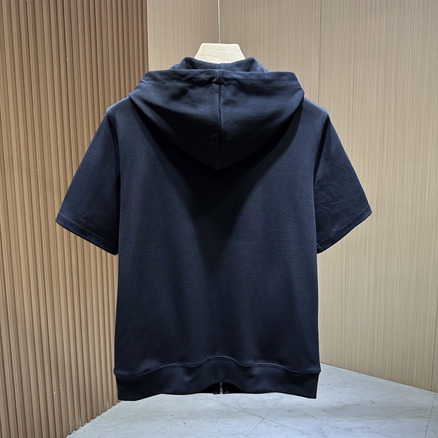 /套 🆕🆕🆕【Loro piana】老钱风经典图腾刺绣标识运动休闲套装Loro piana家新款套装以其