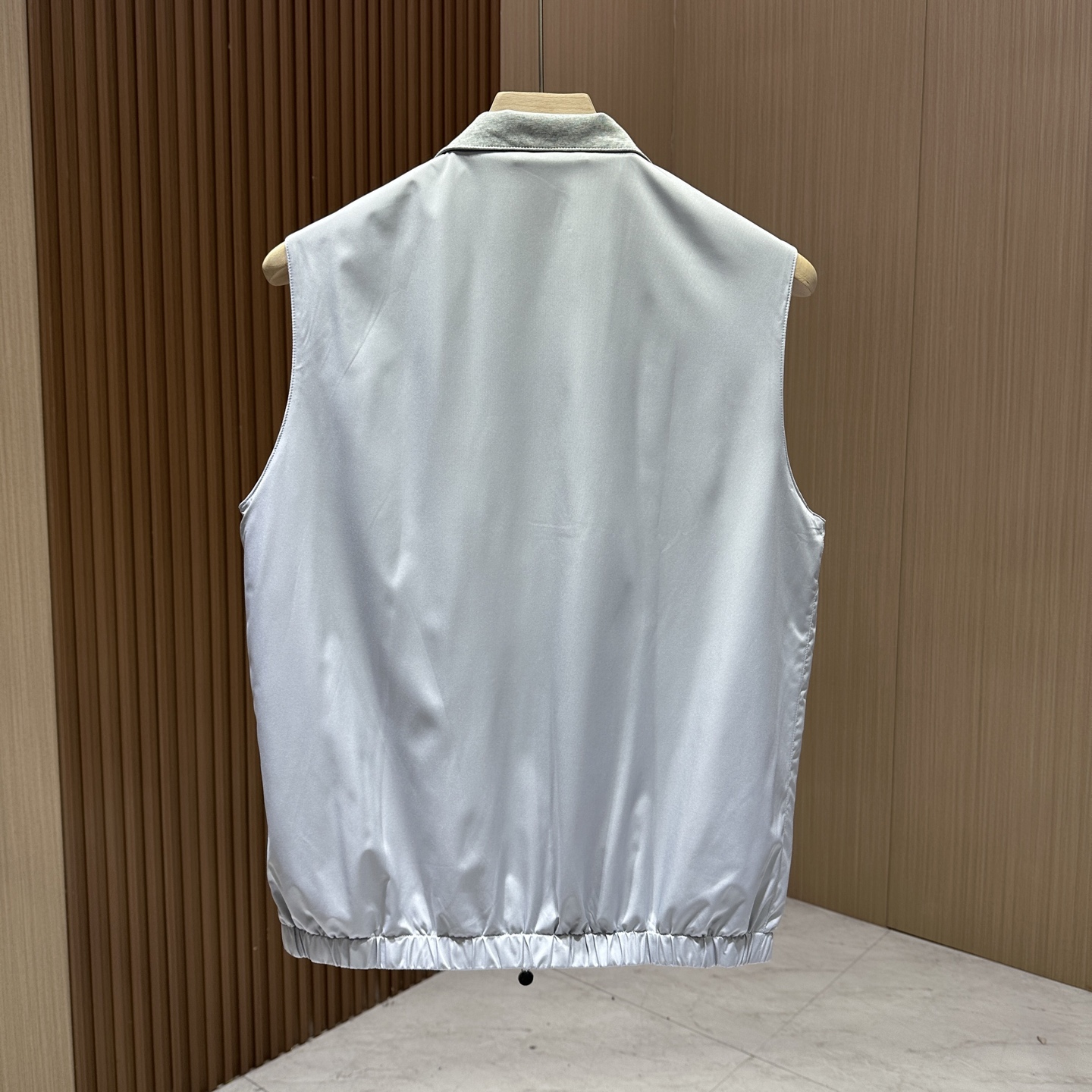 2025 Kiton Men’s Double-Faced Locomotive Vests & Wool Jackets: High-End Custom Fashion - 图片 2