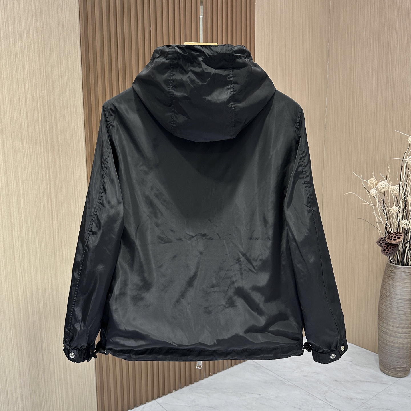“Burberry Double-Faced Jackets: Original Custom Design with Face-Net, Windproof, and Heated Features” - 图片 9