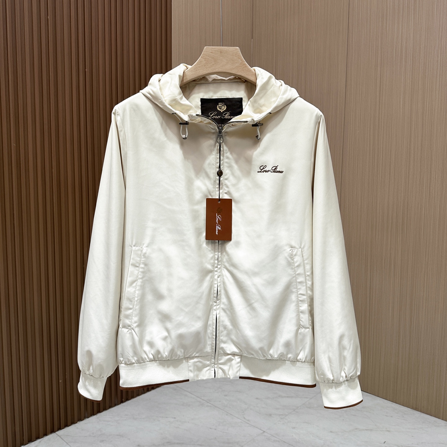 Italian Style Luxury Jacket for Business and Outdoor, LP Family Aesthetics, Elegant and Noble. - 图片 1
