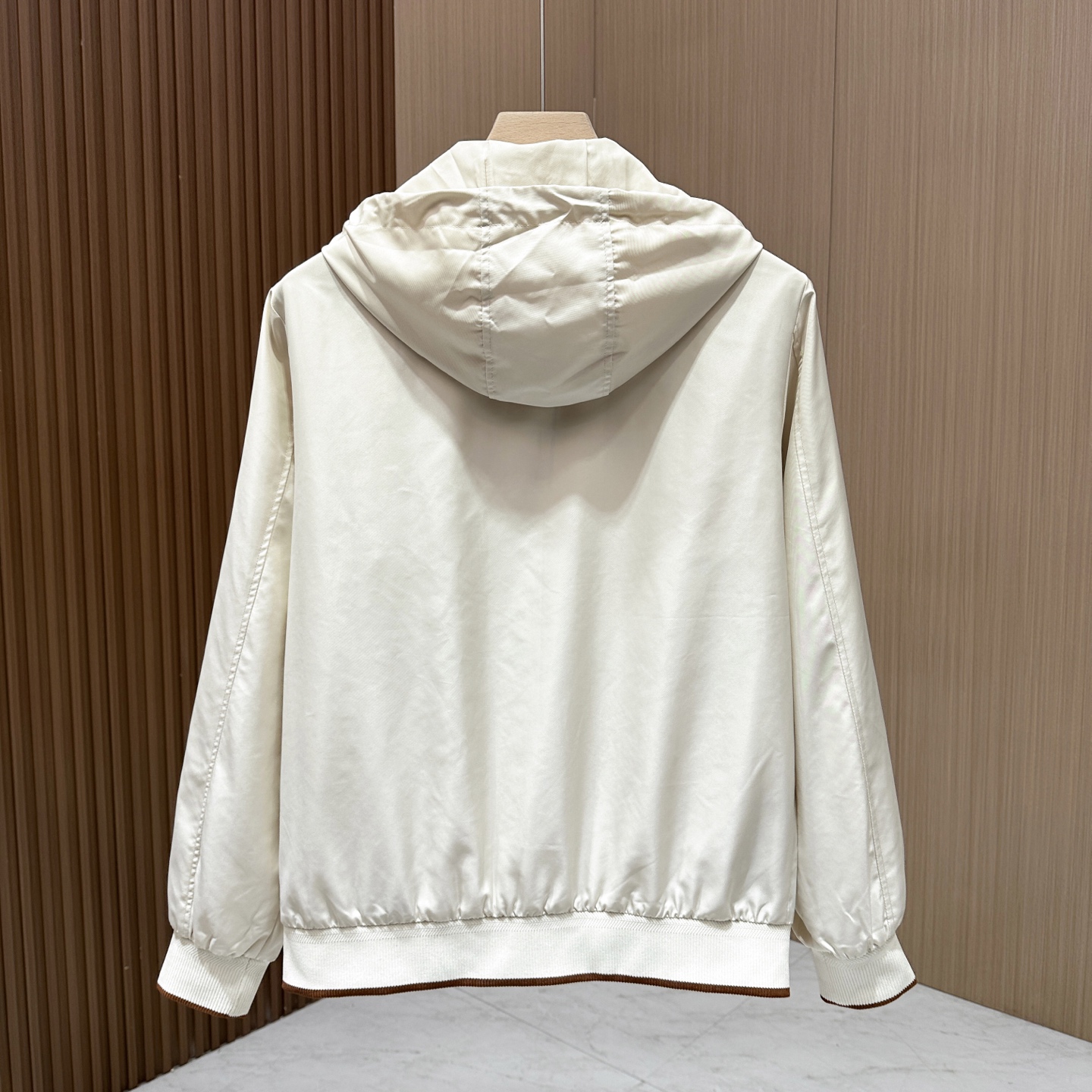 Italian Style Luxury Jacket for Business and Outdoor, LP Family Aesthetics, Elegant and Noble. - 图片 2