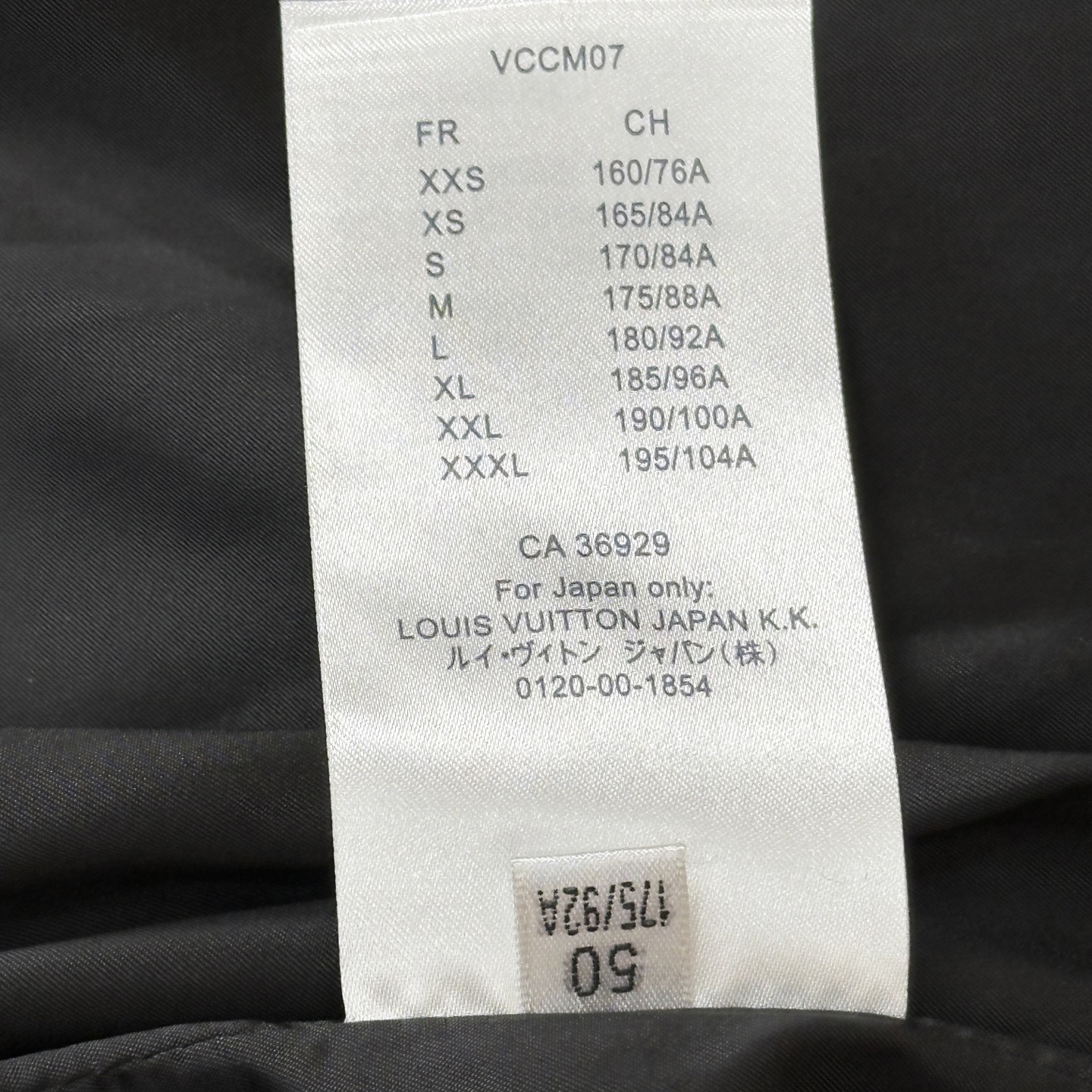 “High-Level Deer Velvet Jacket for Autumn & Winter with Unique Design and Quality Fabric | Fashionable & Warm” - 图片 9