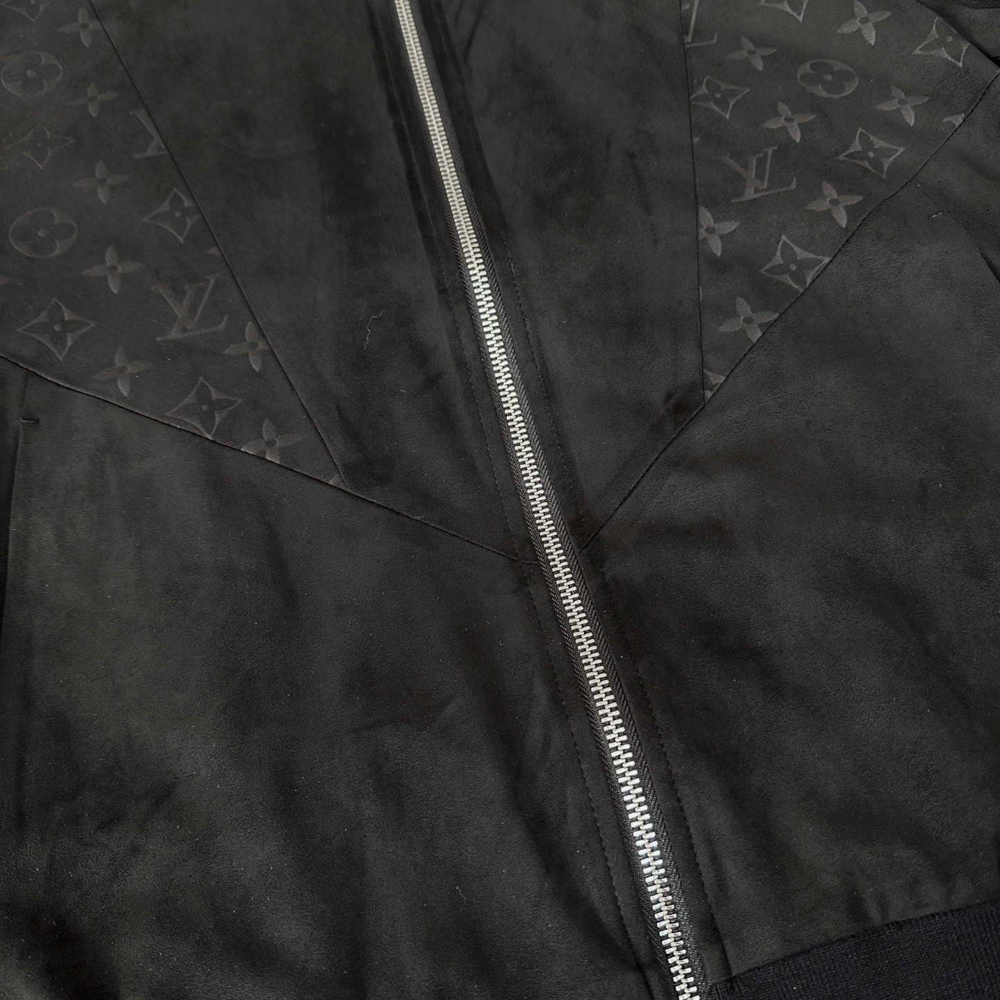 “High-Level Deer Velvet Jacket for Autumn & Winter with Unique Design and Quality Fabric | Fashionable & Warm” - 图片 6