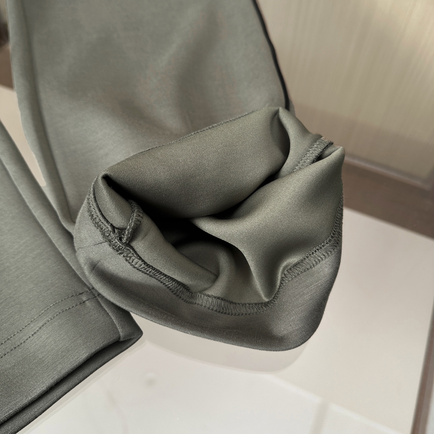 “Low-Key Luxury: Brunello Cucinelli Fall/Winter Collection 2022 for the Modern Gentleman” - 图片 9