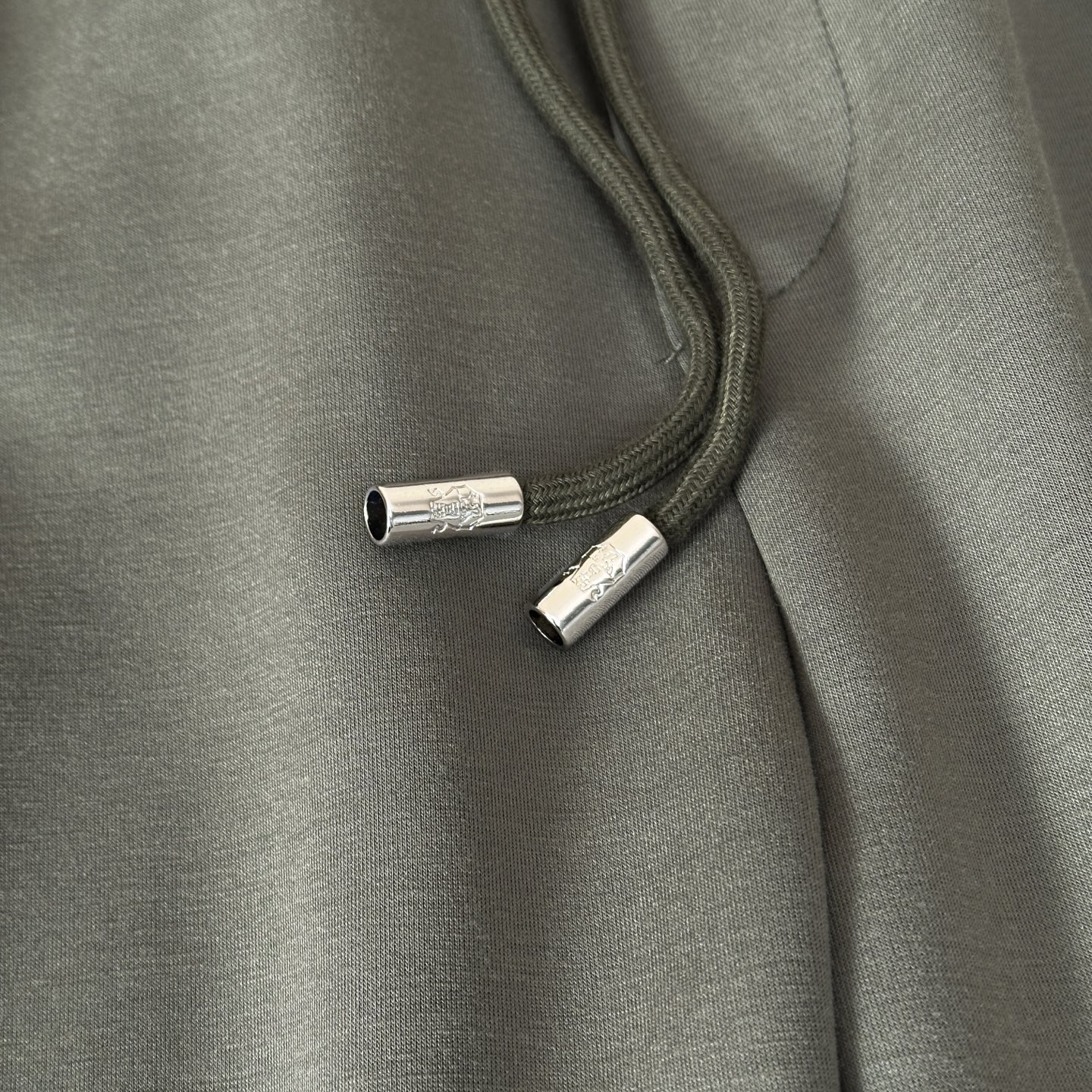 “Low-Key Luxury: Brunello Cucinelli Fall/Winter Collection 2022 for the Modern Gentleman” - 图片 6