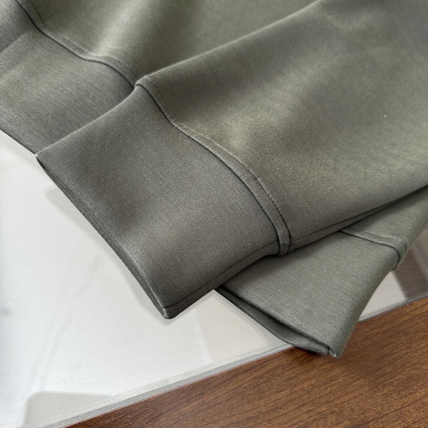 “Brunello Cucinelli Fall/Winter Collection: Luxury, Style, and Elegance in Classic Designs” - 图片 9