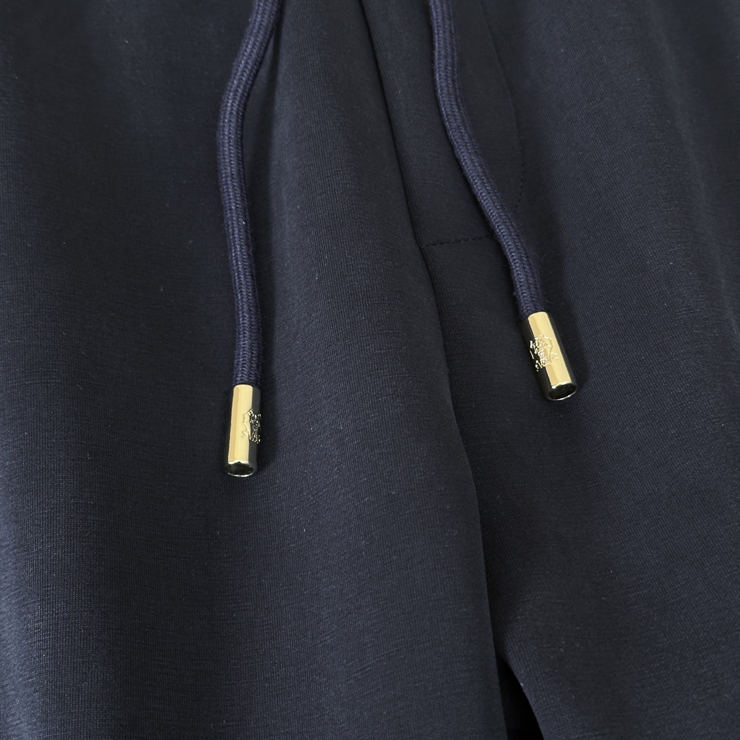 “High-Quality Luxury Fall/Winter Collection by Brunello Cucinelli: Classic Elegance with a Modern Twist” - 图片 7