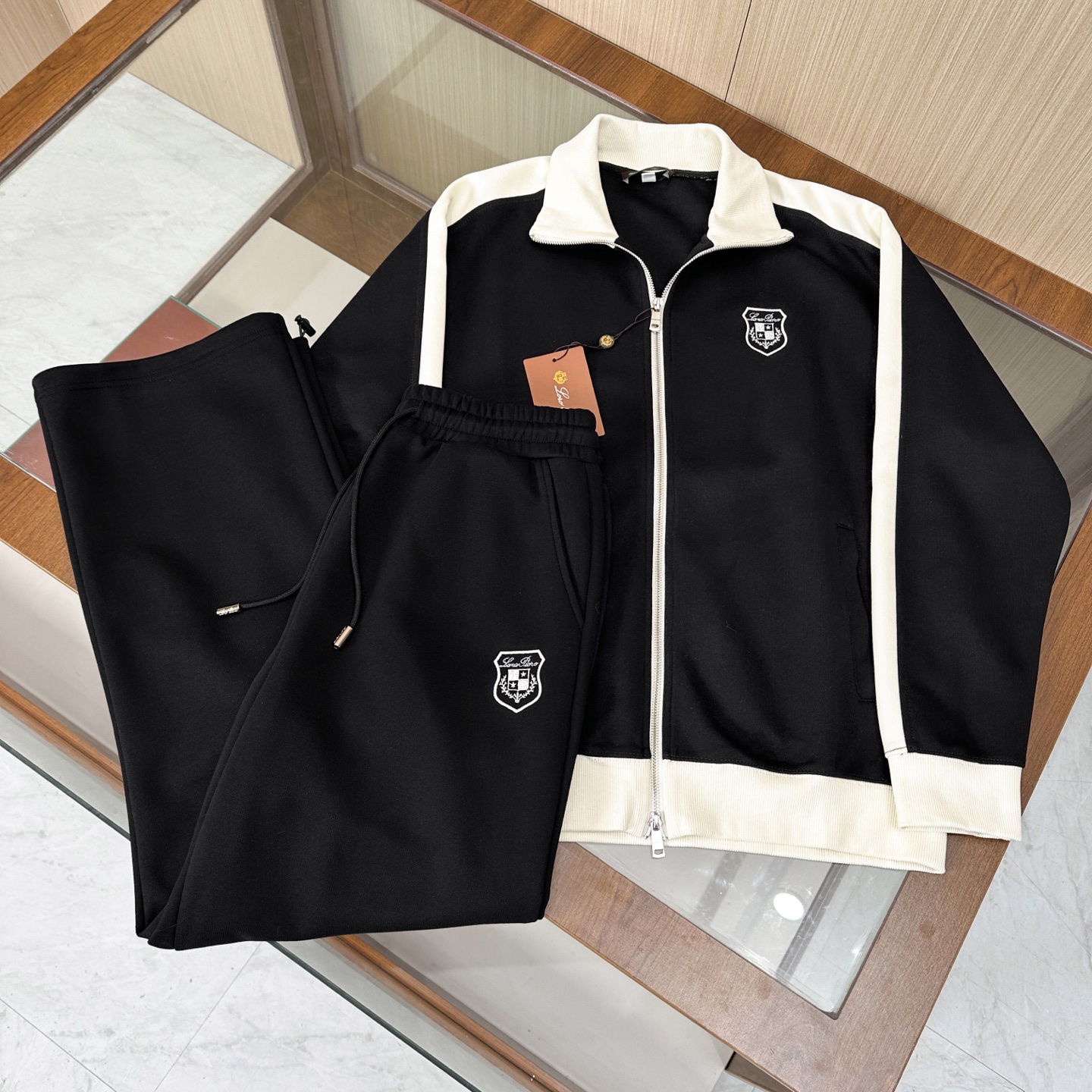 NO:502735,【Close-up of the shop】, alexander wang19860909【摆铺特写】,,alexander wang,Men's clothing