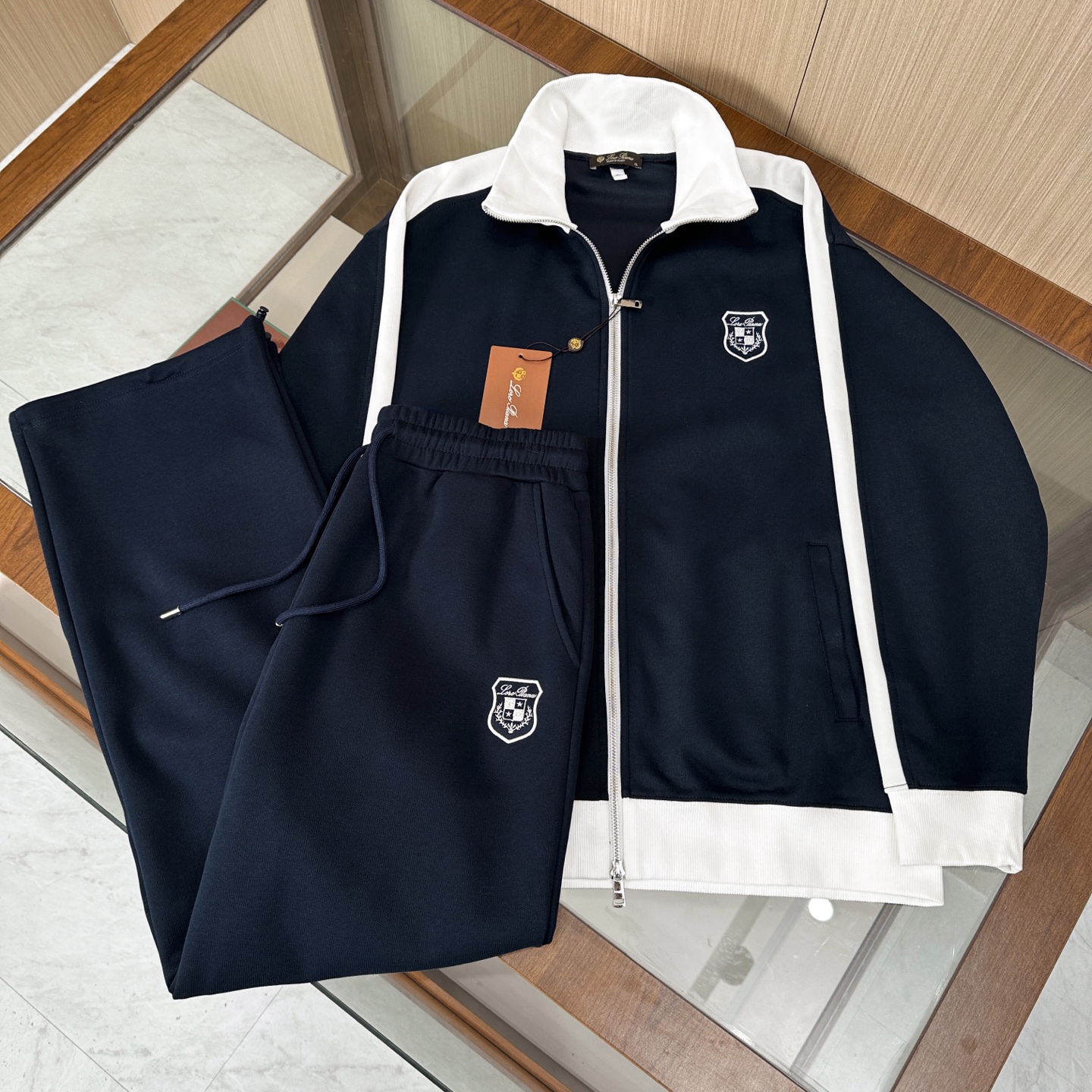 NO:502747,【Close-up of the shop】, alexander wang19860909【摆铺特写】,,alexander wang,Men's clothing