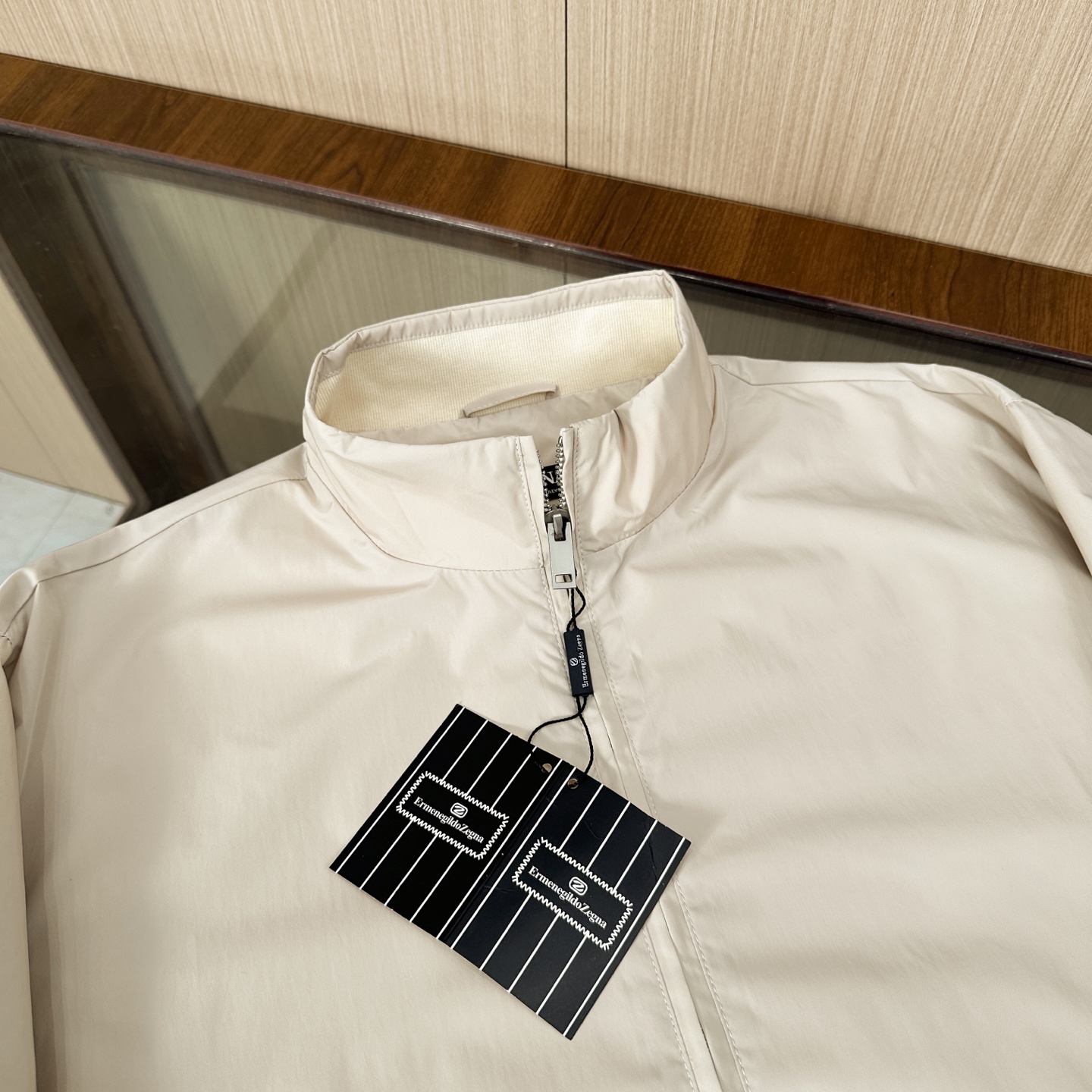 Zegna Asian Leisure Leader Winter Jacket with Unique Artery Design and Laser Piercing Technology - 图片 3