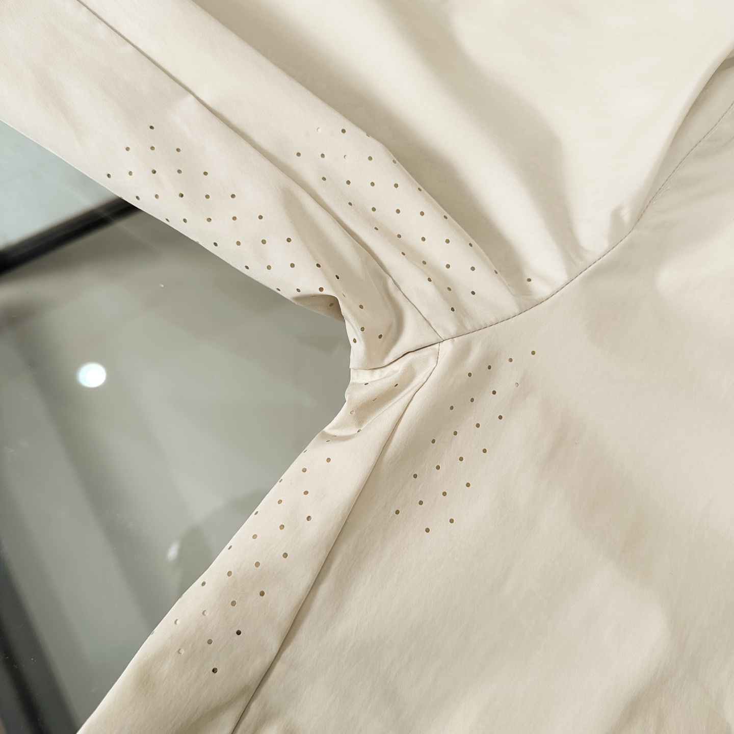 Zegna Asian Leisure Leader Winter Jacket with Unique Artery Design and Laser Piercing Technology - 图片 5