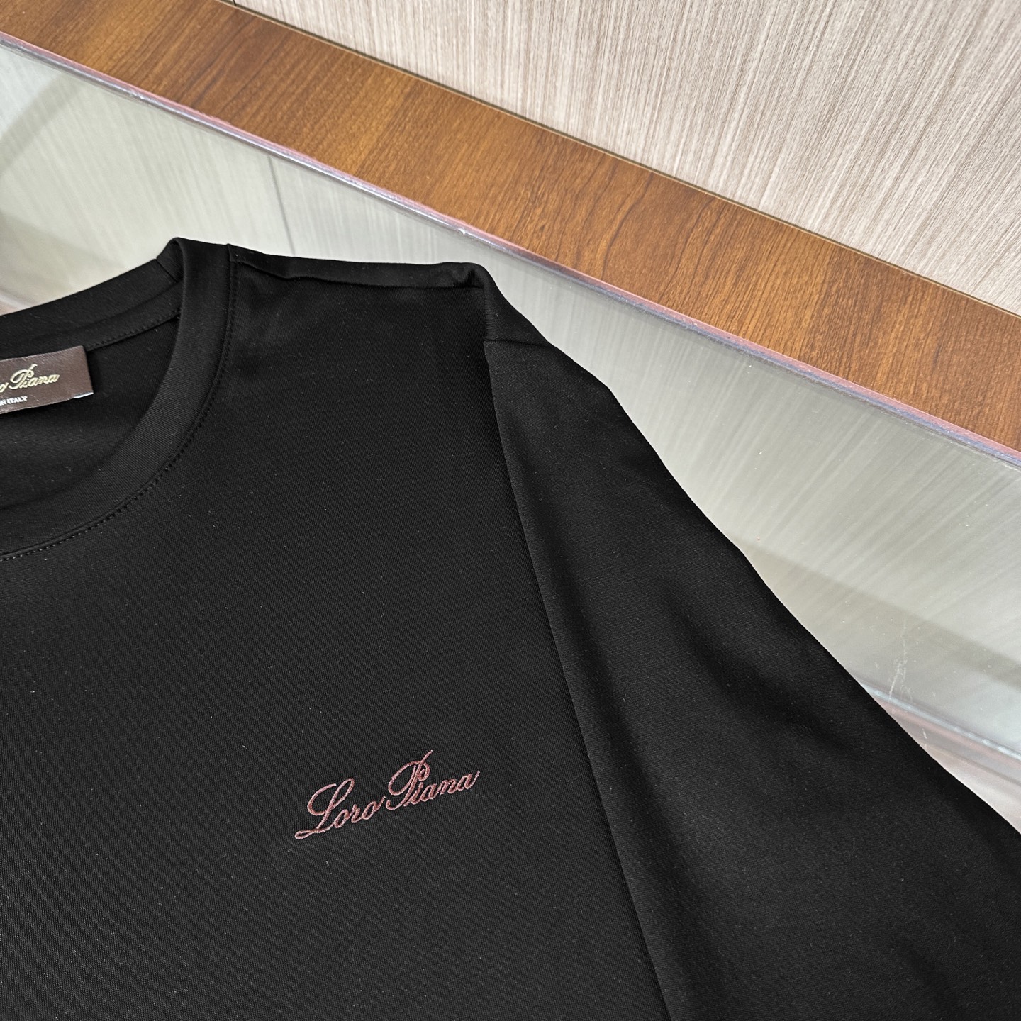 🆕🆕🆕诺悠翩雅 lP🆕 秋冬专柜新款 时尚休闲打底衫长袖T恤，精选进口面料高密液氨棉 ，精致原版logo