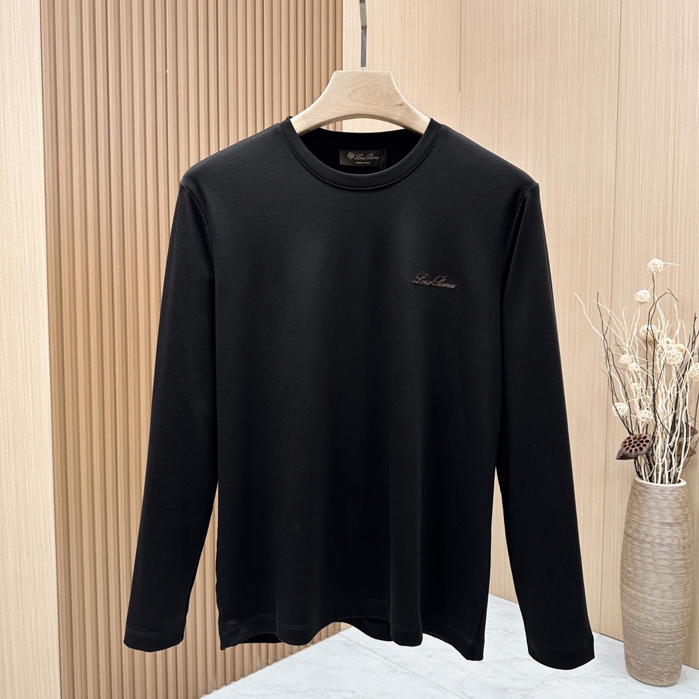 🆕🆕🆕诺悠翩雅 lP🆕 秋冬专柜新款 时尚休闲打底衫长袖T恤，精选进口面料高密液氨棉 ，精致原版logo