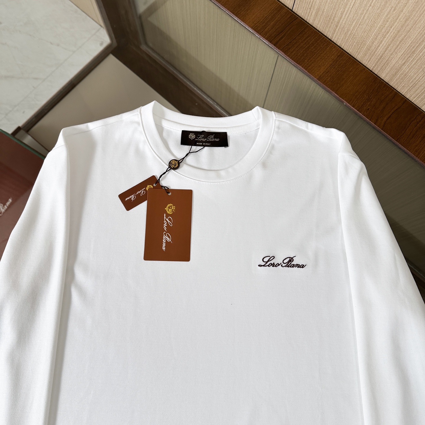 🆕🆕🆕诺悠翩雅 lP🆕 秋冬专柜新款 时尚休闲打底衫长袖T恤，精选进口面料高密液氨棉 ，精致原版logo