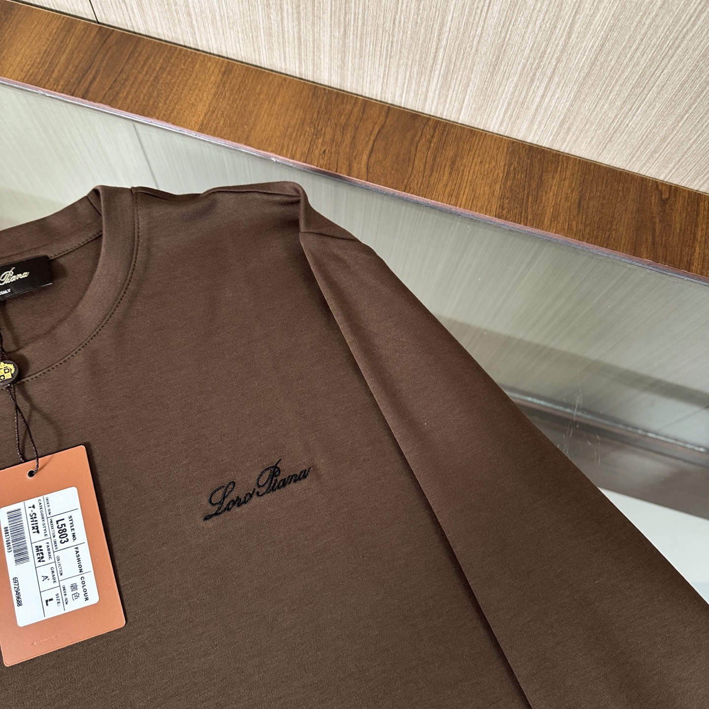 🆕🆕🆕诺悠翩雅 lP🆕 秋冬专柜新款 时尚休闲打底衫长袖T恤，精选进口面料高密液氨棉 ，精致原版logo