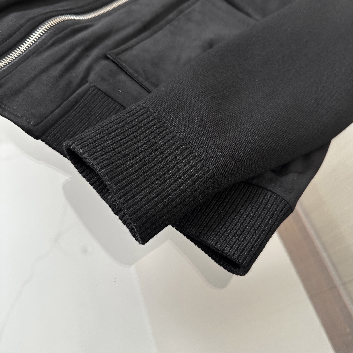 🆕🆕🆕 lP🆕诺悠翩雅 秋冬新款老钱风经典男士休闲立领夹克外套.！贸易公司渠道臻品，在面料选取和工艺方面