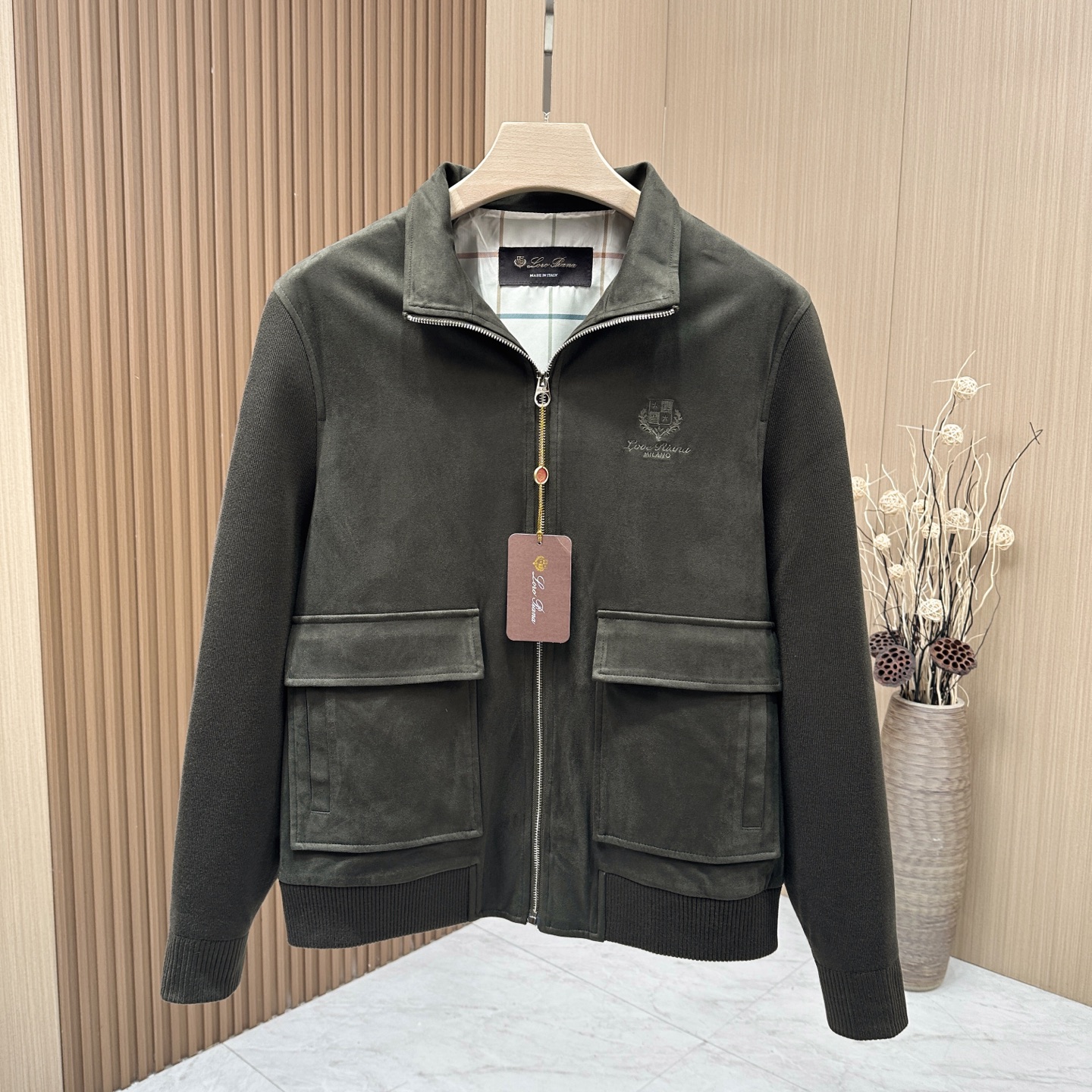 🆕🆕🆕 lP🆕诺悠翩雅 秋冬新款老钱风经典男士休闲立领夹克外套.！贸易公司渠道臻品，在面料选取和工艺方面