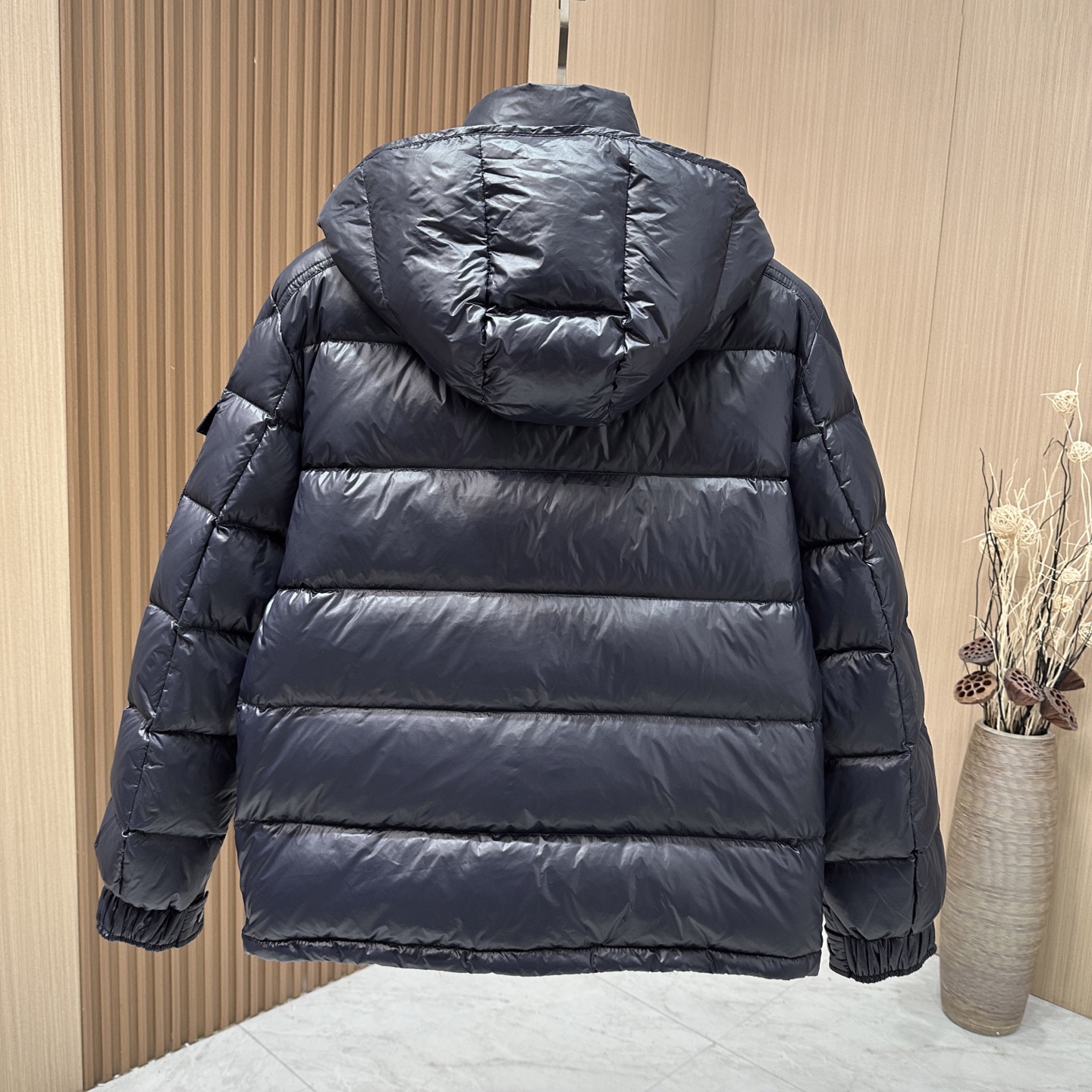 🆕🆕🆕Moncler Maya 蒙口玛雅羽绒服经典款重磅来袭！优质90绒，绒量非常厚实，帽子🎩可拆卸，袖