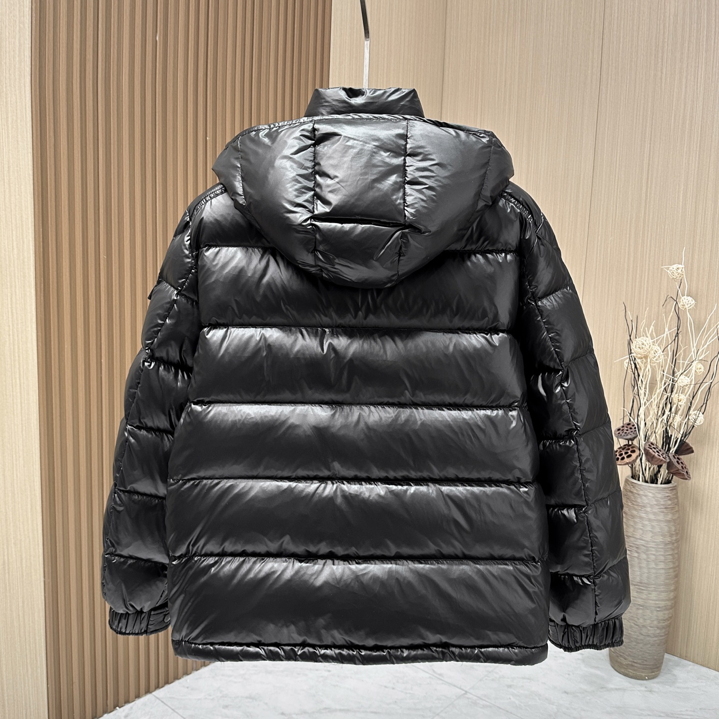 🆕🆕🆕Moncler Maya 蒙口玛雅羽绒服经典款重磅来袭！优质90绒，绒量非常厚实，帽子🎩可拆卸，袖