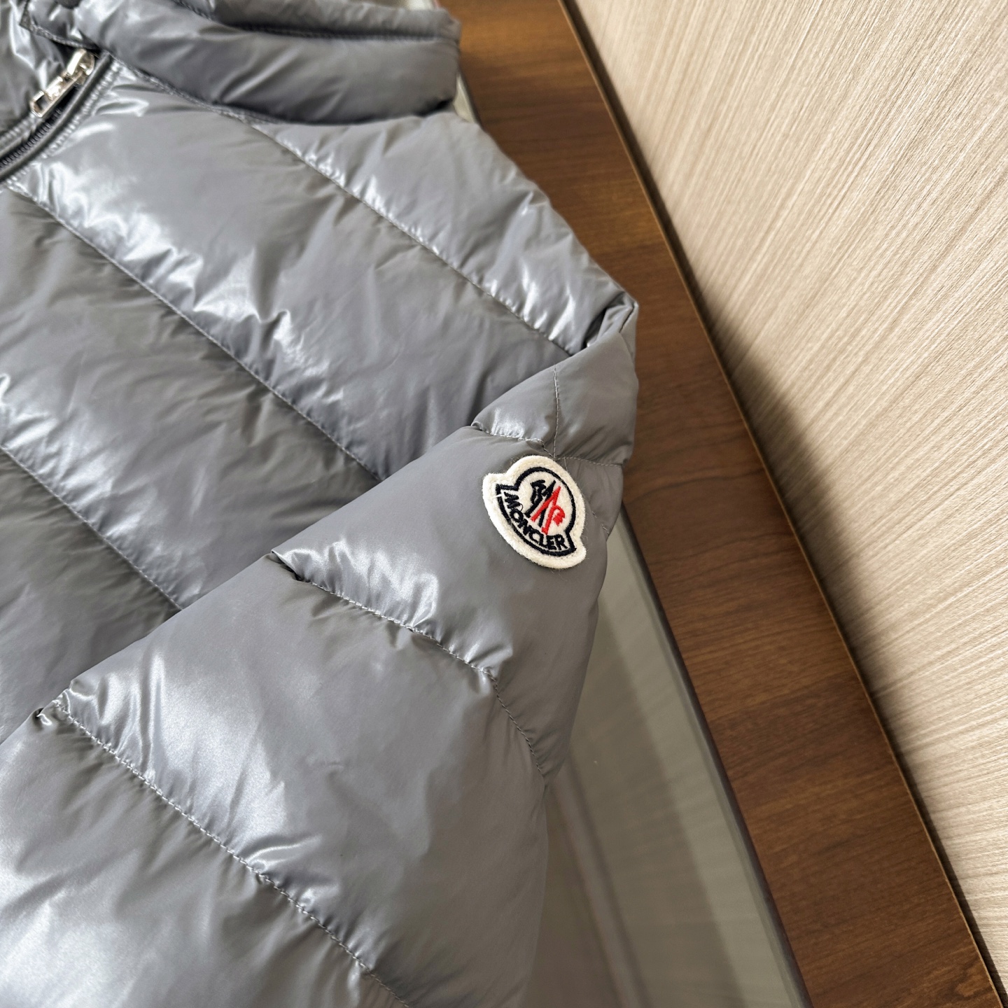 🆕🆕🆕Moncler Acorus 蒙口冬季最新立领羽绒服，专柜同步有售，原单狠货，重磅来袭！优质90绒