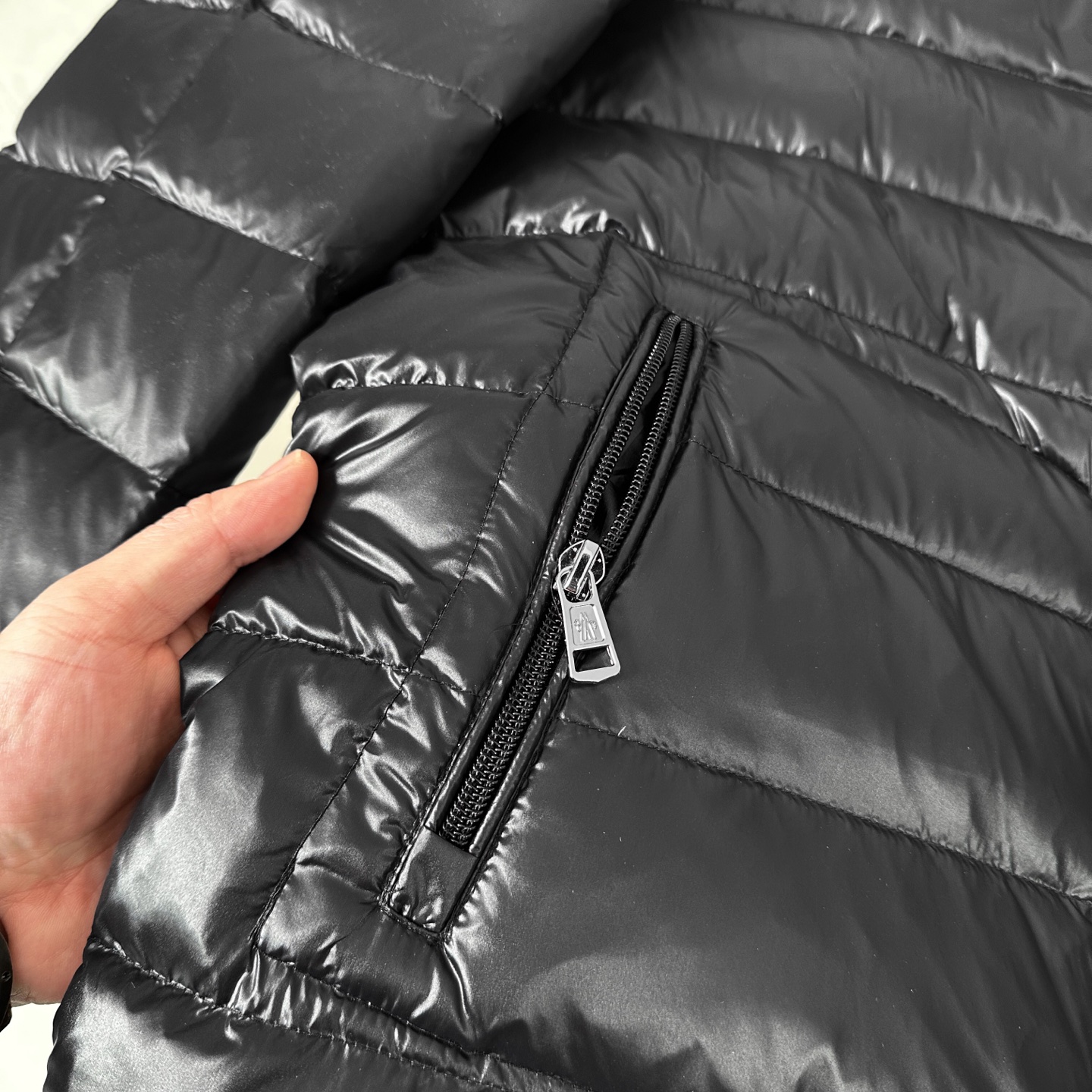 🆕🆕🆕Moncler Acorus 蒙口冬季最新立领羽绒服，专柜同步有售，原单狠货，重磅来袭！优质90绒
