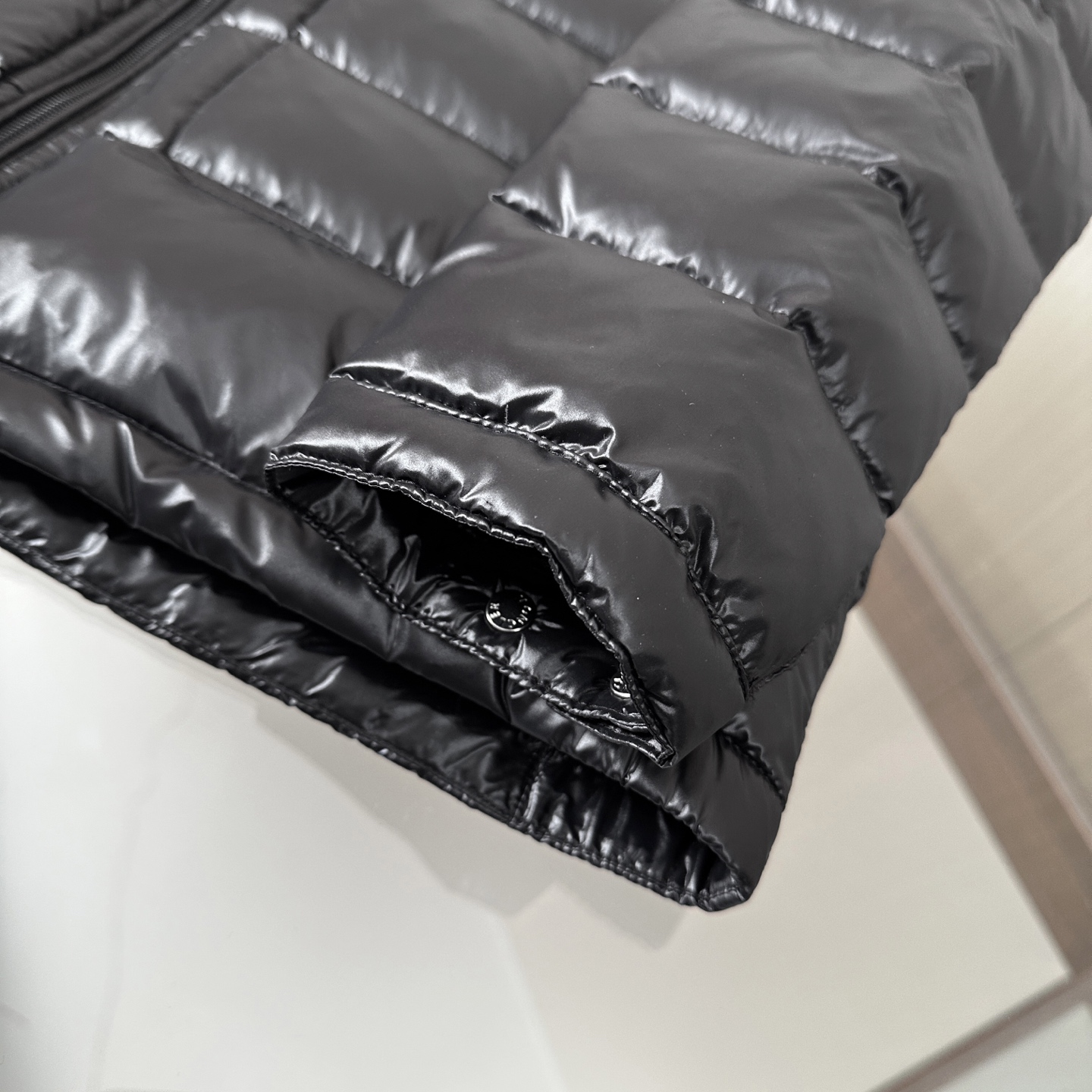 🆕🆕🆕Moncler Acorus 蒙口冬季最新立领羽绒服，专柜同步有售，原单狠货，重磅来袭！优质90绒