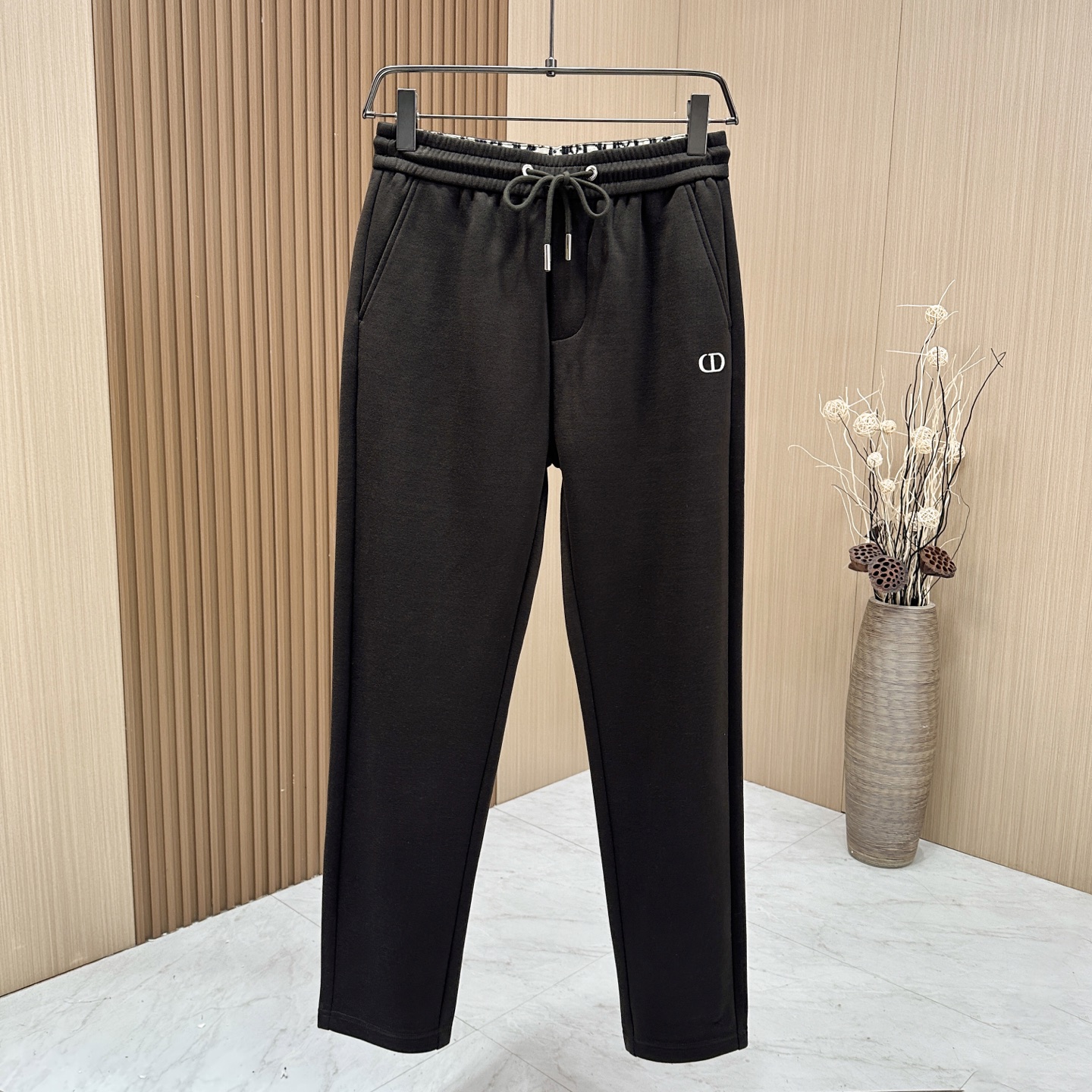 🆕🆕🆕【Dior】迪奥 秋冬新品时尚男士松紧腰休闲裤！奢华品牌字母LOGO设计！采用订制进口天丝➕羊毛面