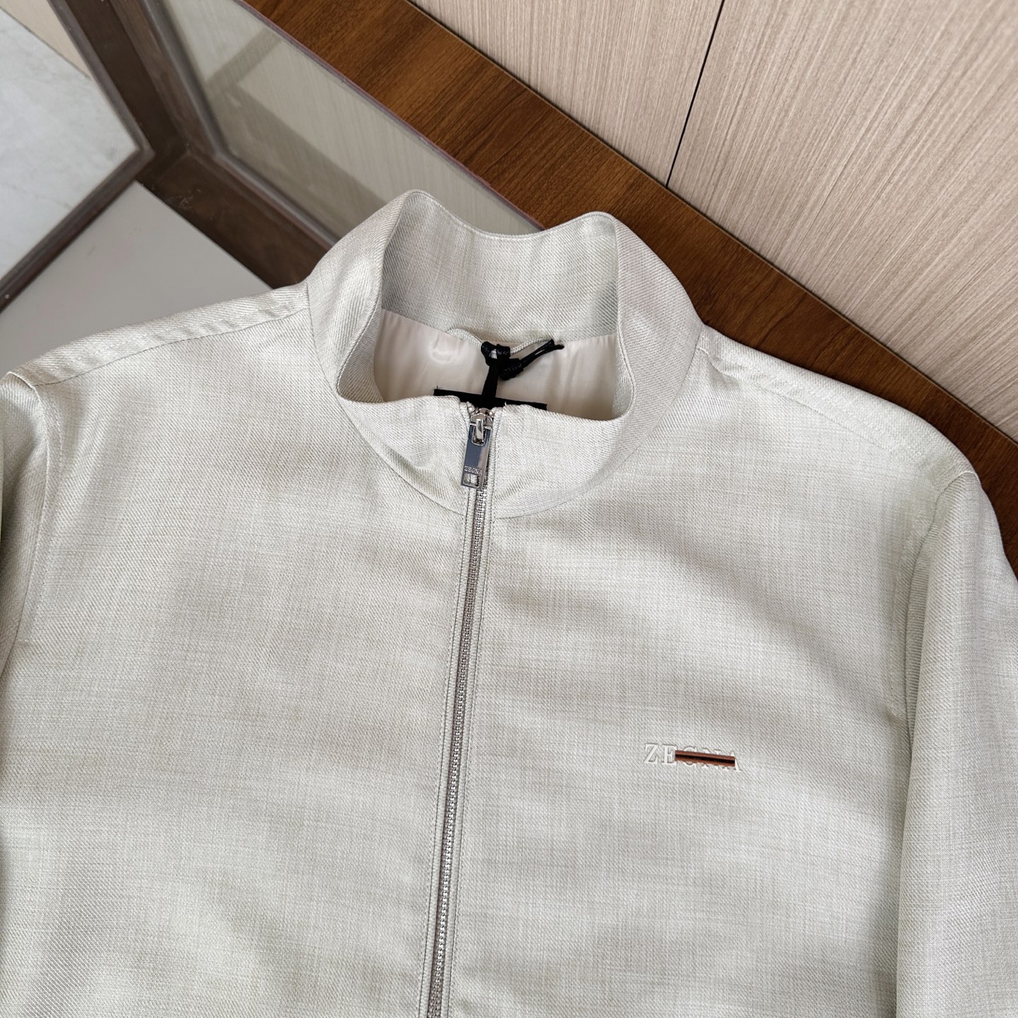 🆕🆕🆕【Zegna】杰尼亚 新款夹克杰家始终秉持着对卓越品质和精湛工艺的不懈追求，推出这款令人倾心的经典