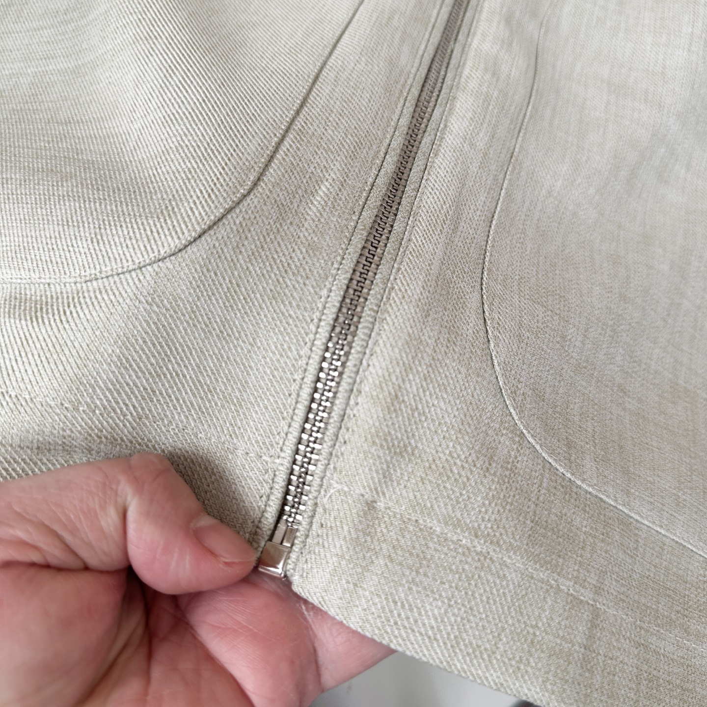 🆕🆕🆕【Zegna】杰尼亚 新款夹克杰家始终秉持着对卓越品质和精湛工艺的不懈追求，推出这款令人倾心的经典