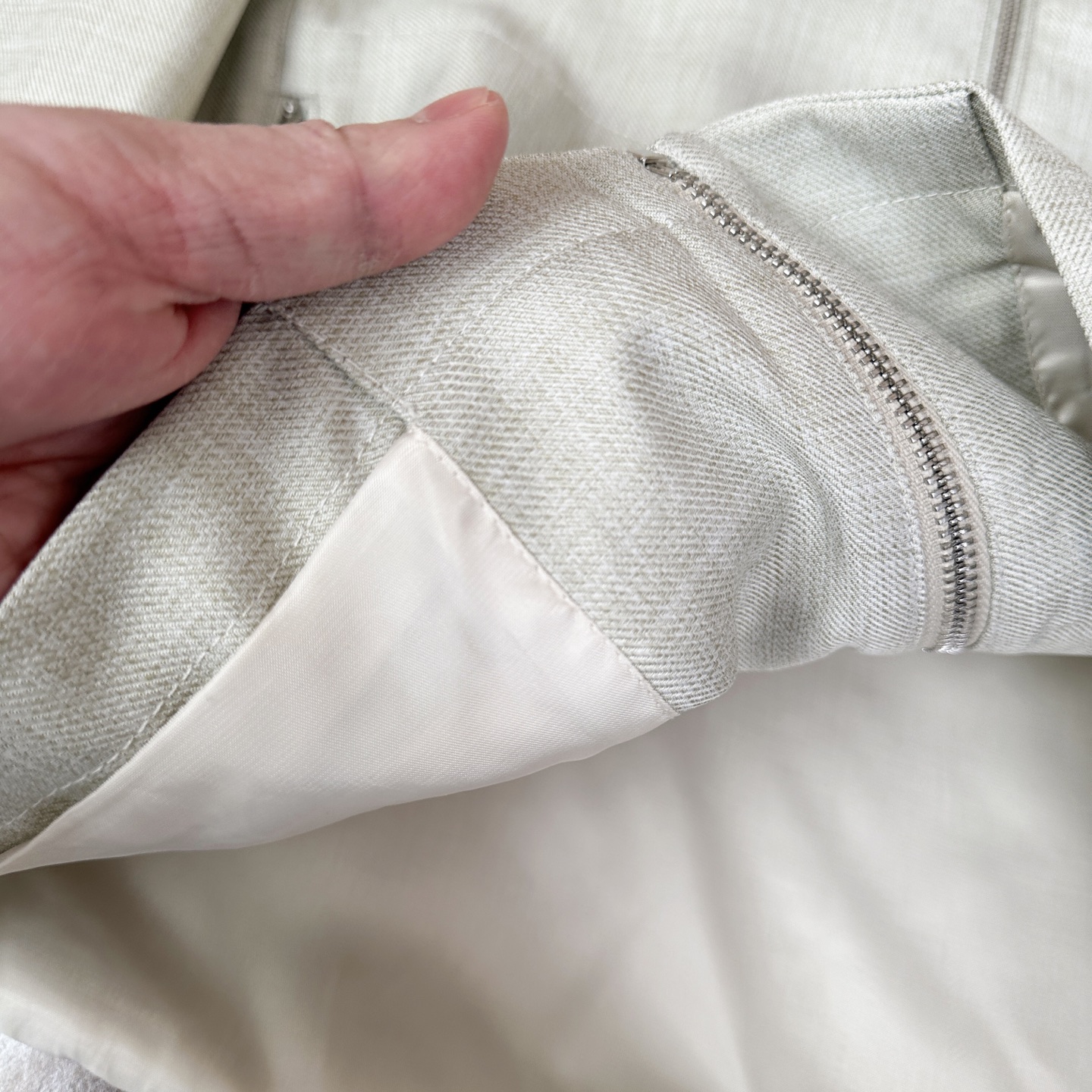 🆕🆕🆕【Zegna】杰尼亚 新款夹克杰家始终秉持着对卓越品质和精湛工艺的不懈追求，推出这款令人倾心的经典