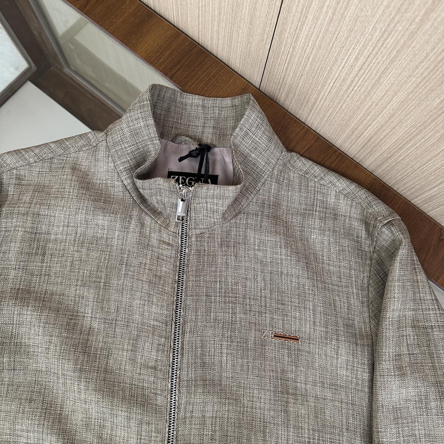 🆕🆕🆕【Zegna】杰尼亚 新款夹克杰家始终秉持着对卓越品质和精湛工艺的不懈追求，推出这款令人倾心的经典