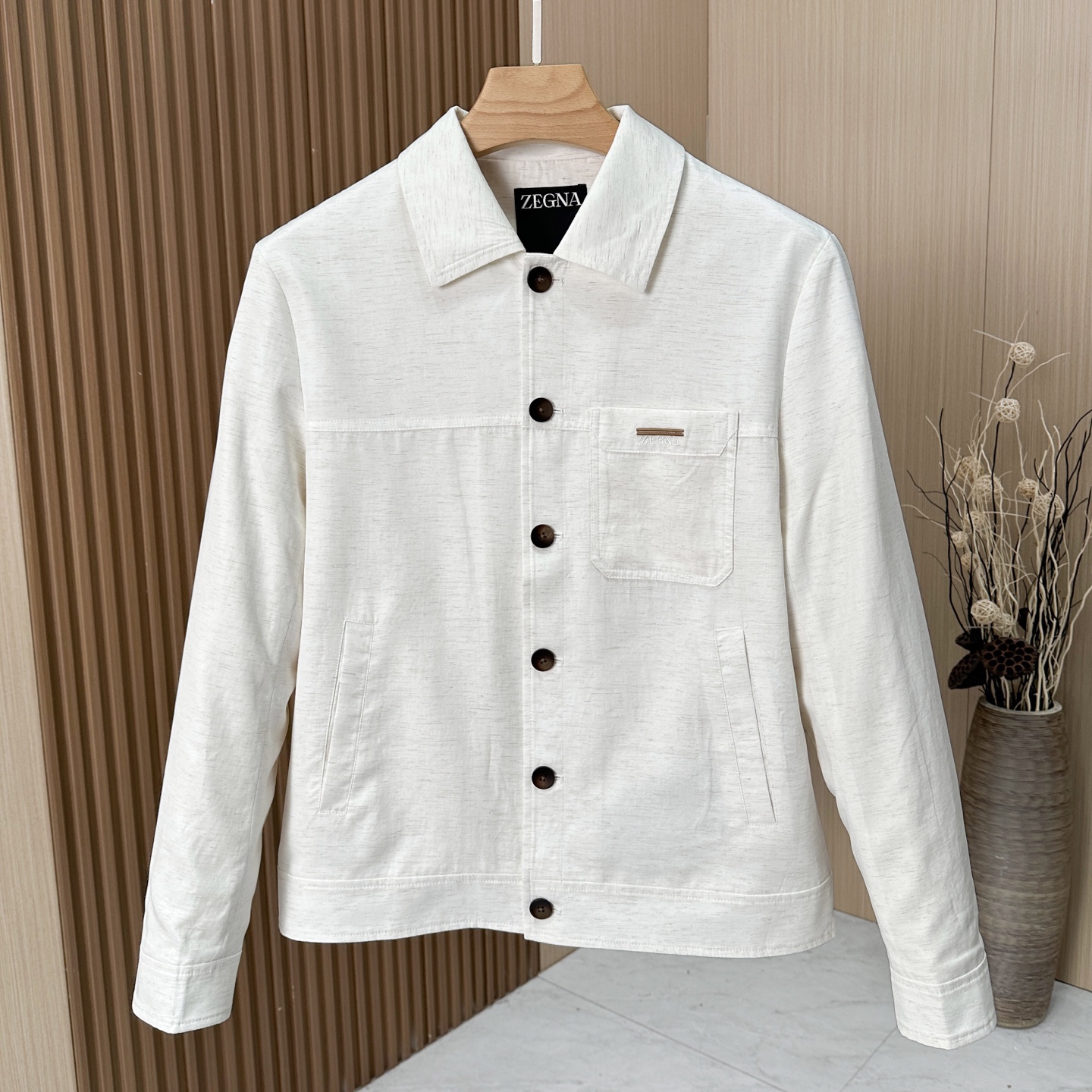 🆕🆕🆕【Zegna】杰尼亚 令人倾心的精选优质100%麻料、以其精湛的工艺、高品质的面料和时尚的设计而受