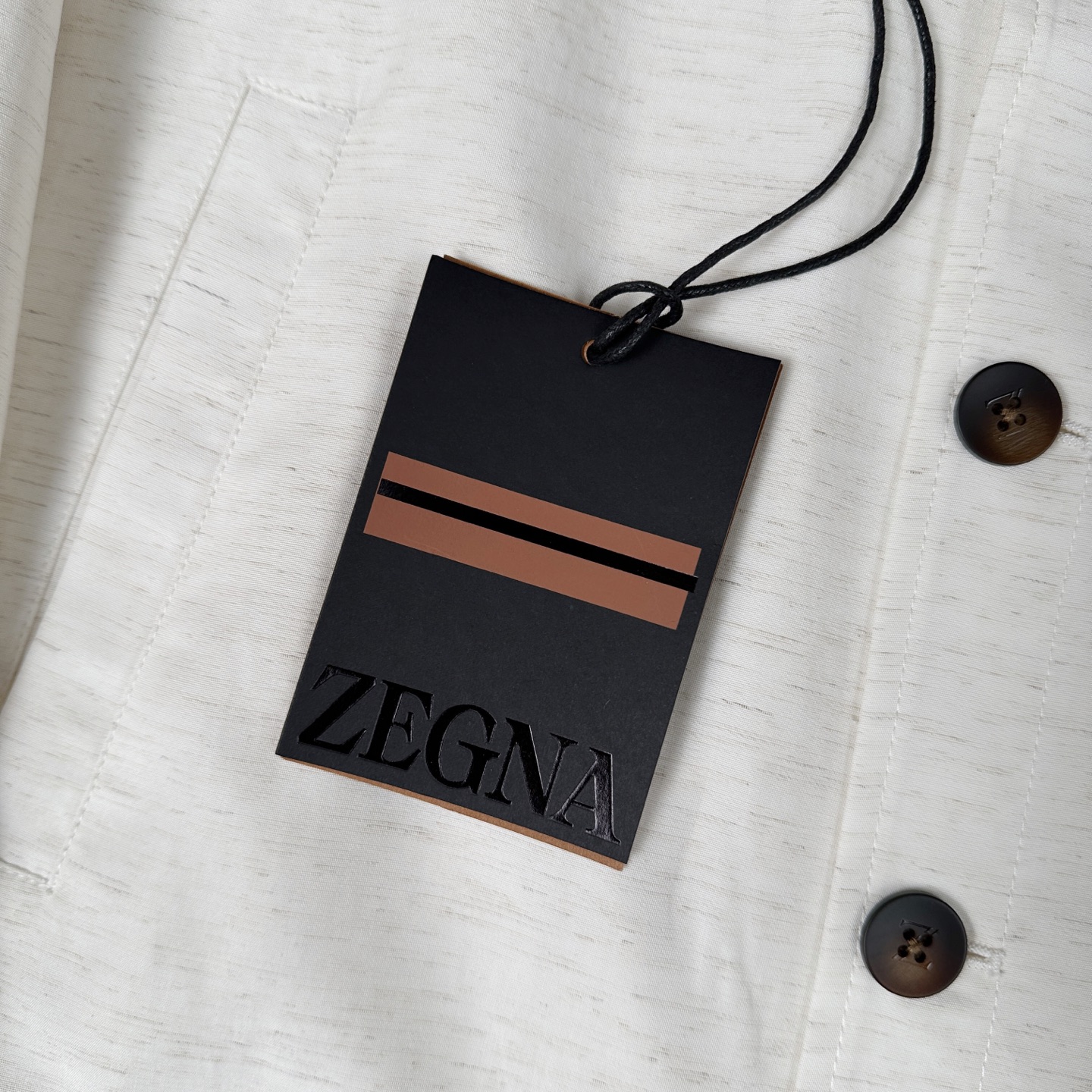 🆕🆕🆕【Zegna】杰尼亚 令人倾心的精选优质100%麻料、以其精湛的工艺、高品质的面料和时尚的设计而受