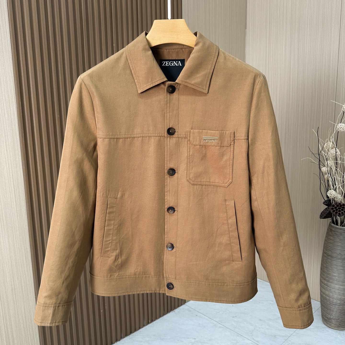 🆕🆕🆕【Zegna】杰尼亚 令人倾心的精选优质100%麻料、以其精湛的工艺、高品质的面料和时尚的设计而受