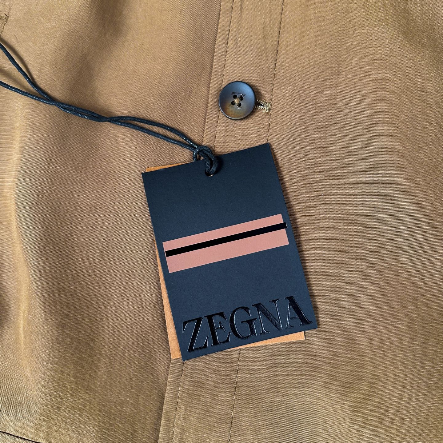 🆕🆕🆕【Zegna】杰尼亚 令人倾心的精选优质100%麻料、以其精湛的工艺、高品质的面料和时尚的设计而受