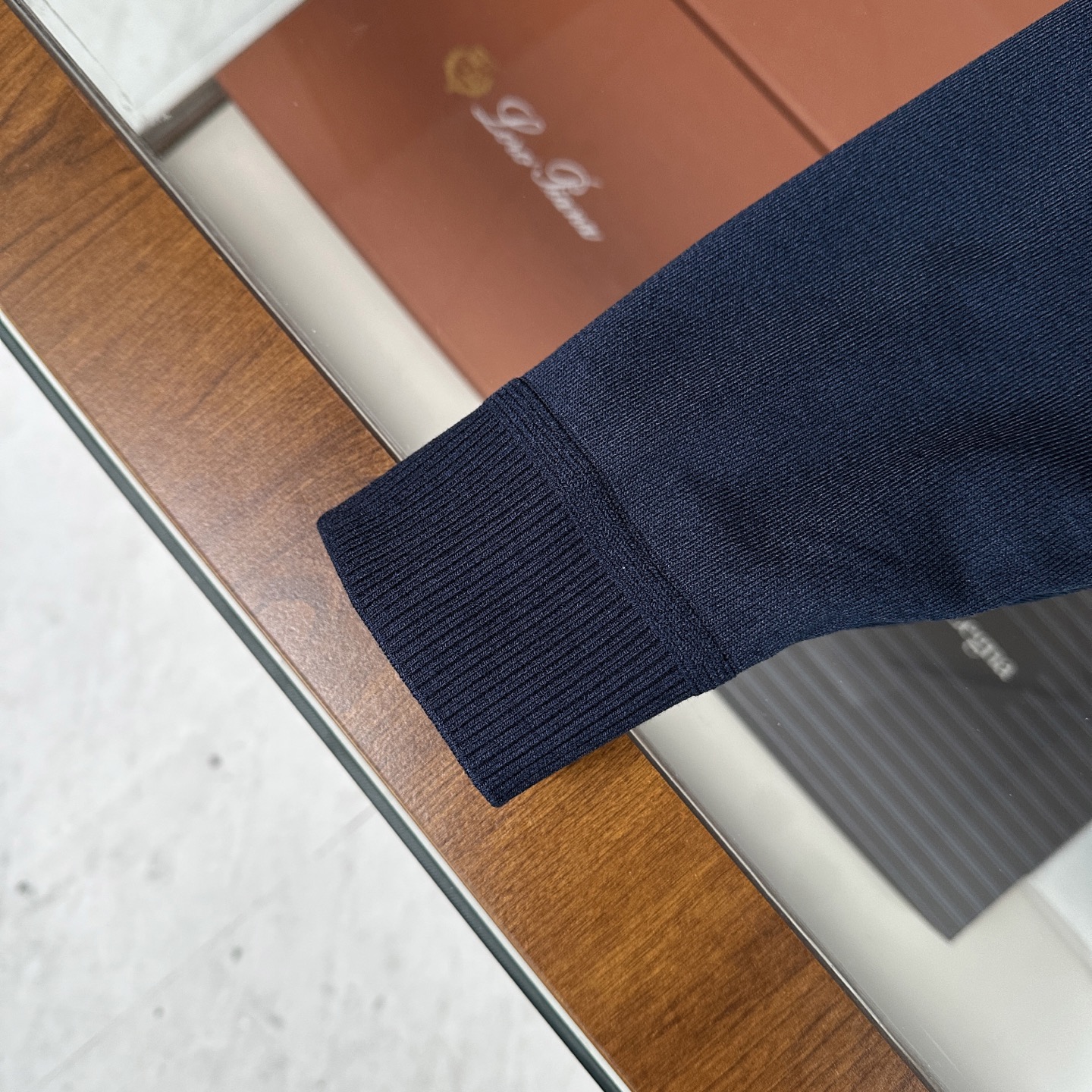 🆕🆕🆕【Loro Pina】诺悠翩雅 新品男士经典飞行员夹克外套、甄选优质亚麻纤维面料，解锁文艺腔调、经