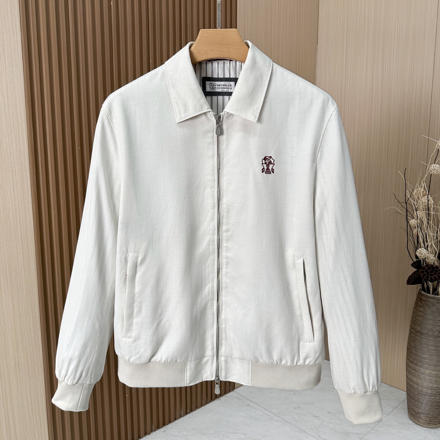 🆕🆕🆕【Brunello Cucinelli】 臻品甄选100%麻料夹克外套、于简约裁剪奢华匠艺、简约中