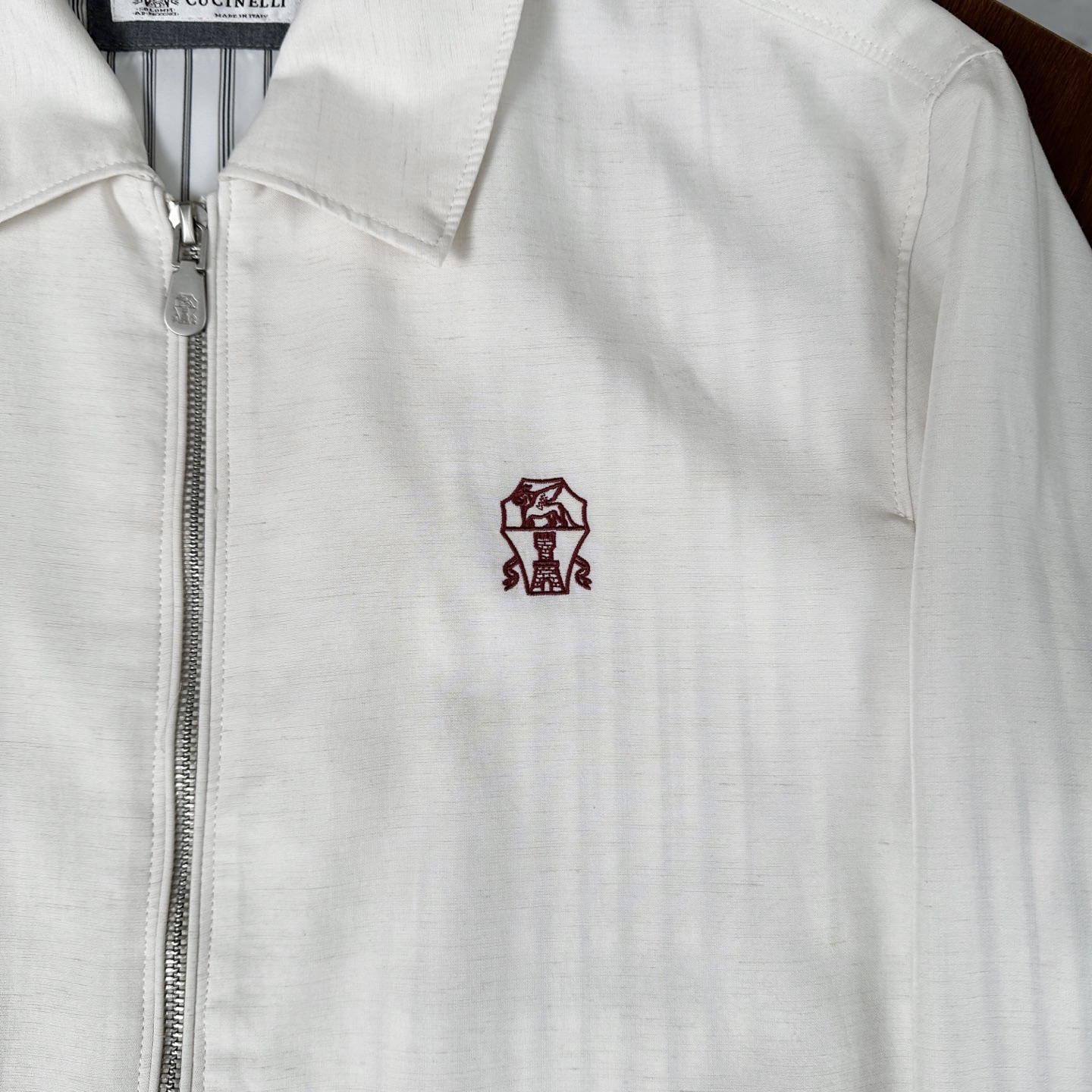 🆕🆕🆕【Brunello Cucinelli】 臻品甄选100%麻料夹克外套、于简约裁剪奢华匠艺、简约中