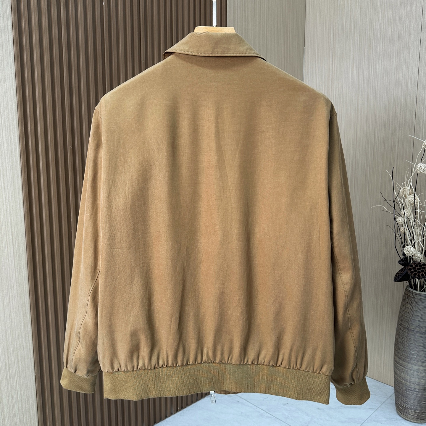 🆕🆕🆕【Brunello Cucinelli】 臻品甄选100%麻料夹克外套、于简约裁剪奢华匠艺、简约中