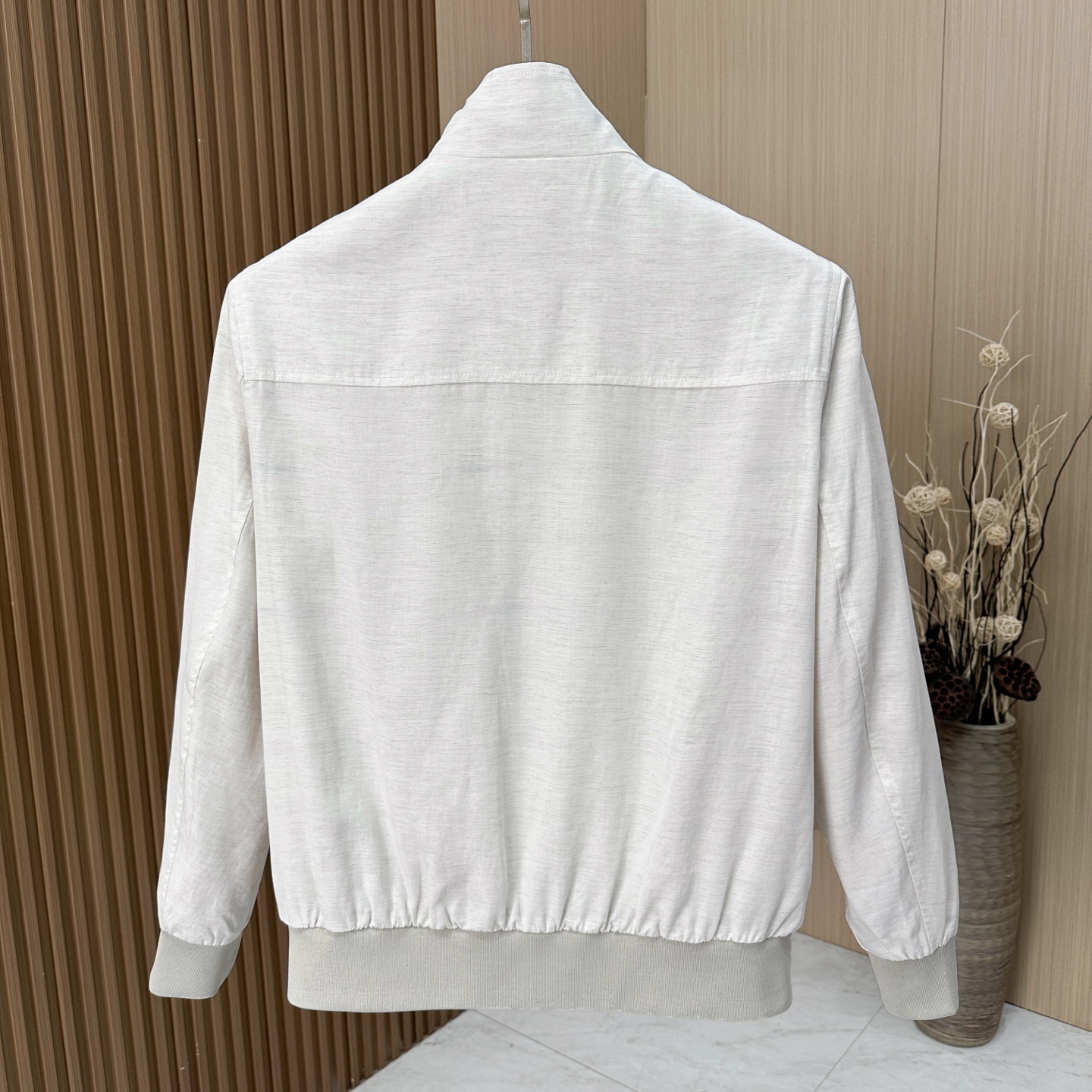 🆕🆕🆕【Loro Pina】诺悠翩雅 新品前襟翻盖口袋精选100%麻料夹克，#经典Loro piana格