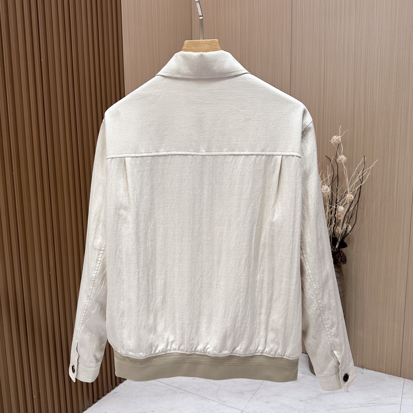🆕🆕🆕【Loro Pina】诺悠翩雅 新品老钱风100%麻料夹克，轻商务的休闲之选，在都市生活的快节奏中