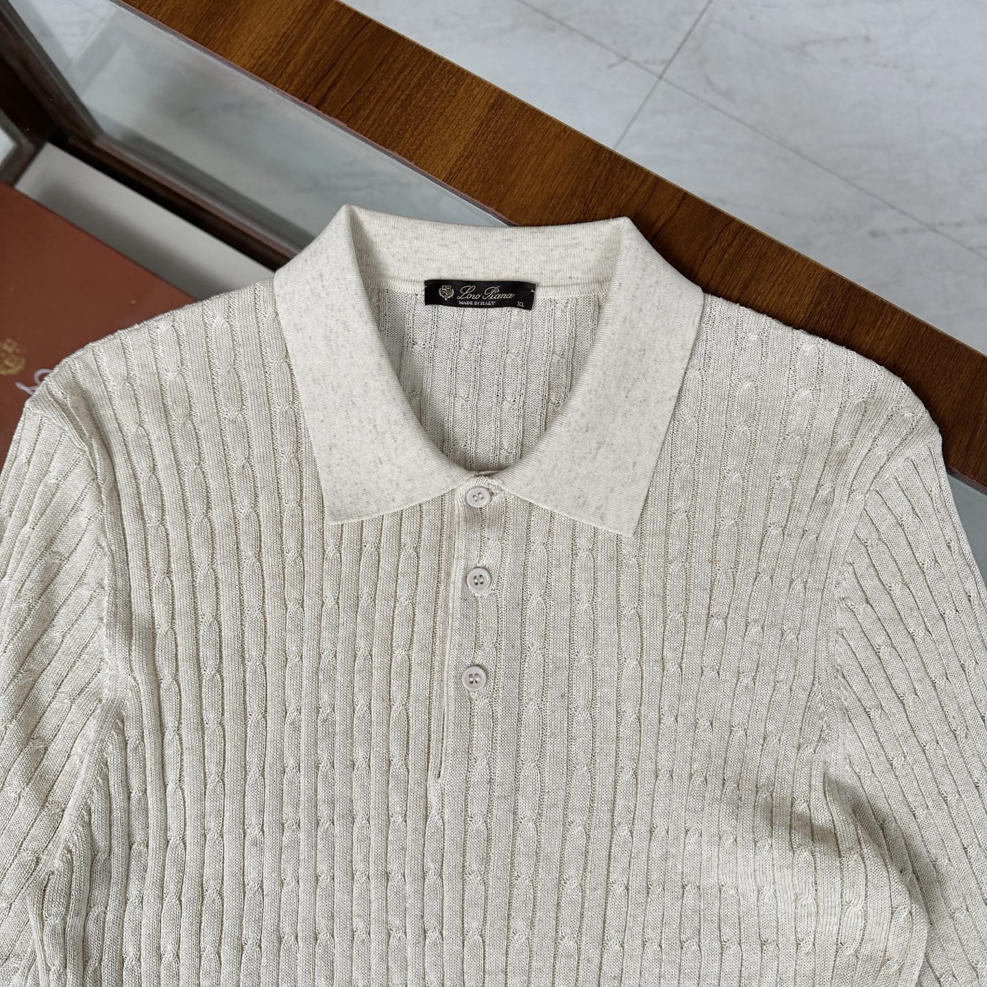 🆕🆕🆕【Loro piana】老钱风特织客供麻花纱线！独特魅力翻领设计选用特殊针6.2针织法短袖T恤匠心